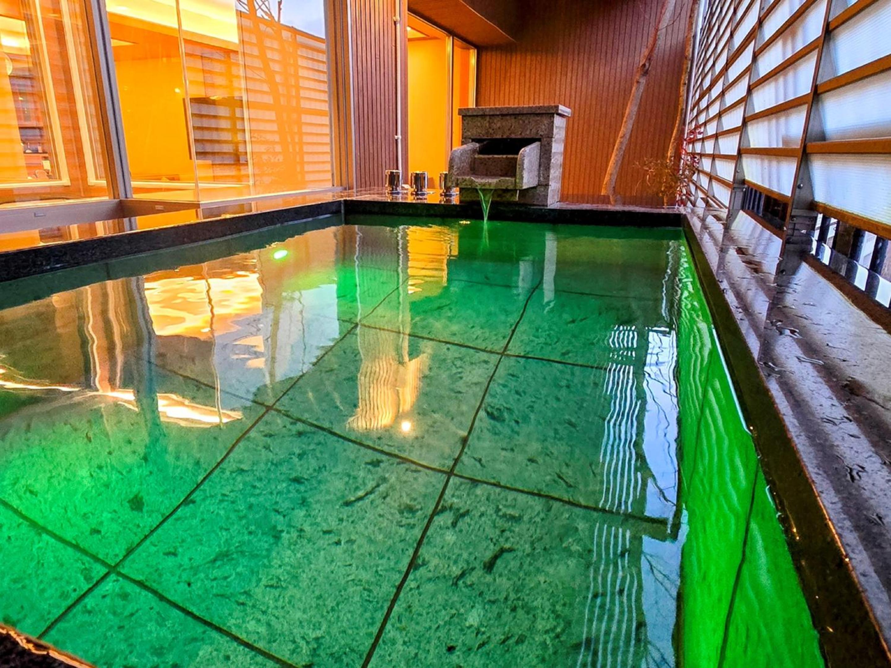 Standard Triple Room with Open-Air Bath and River View photo 1