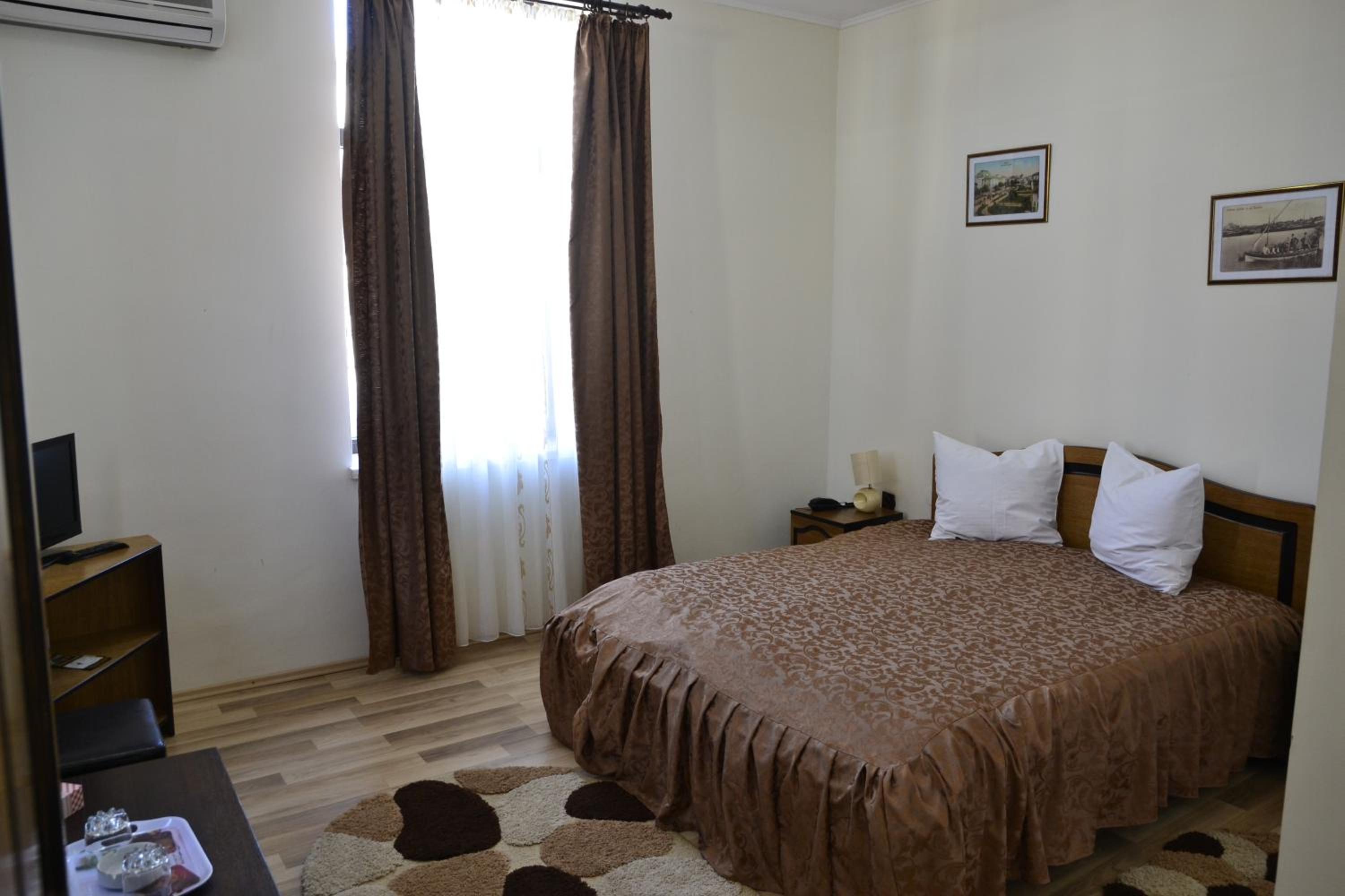 Superior Triple Room photo 2