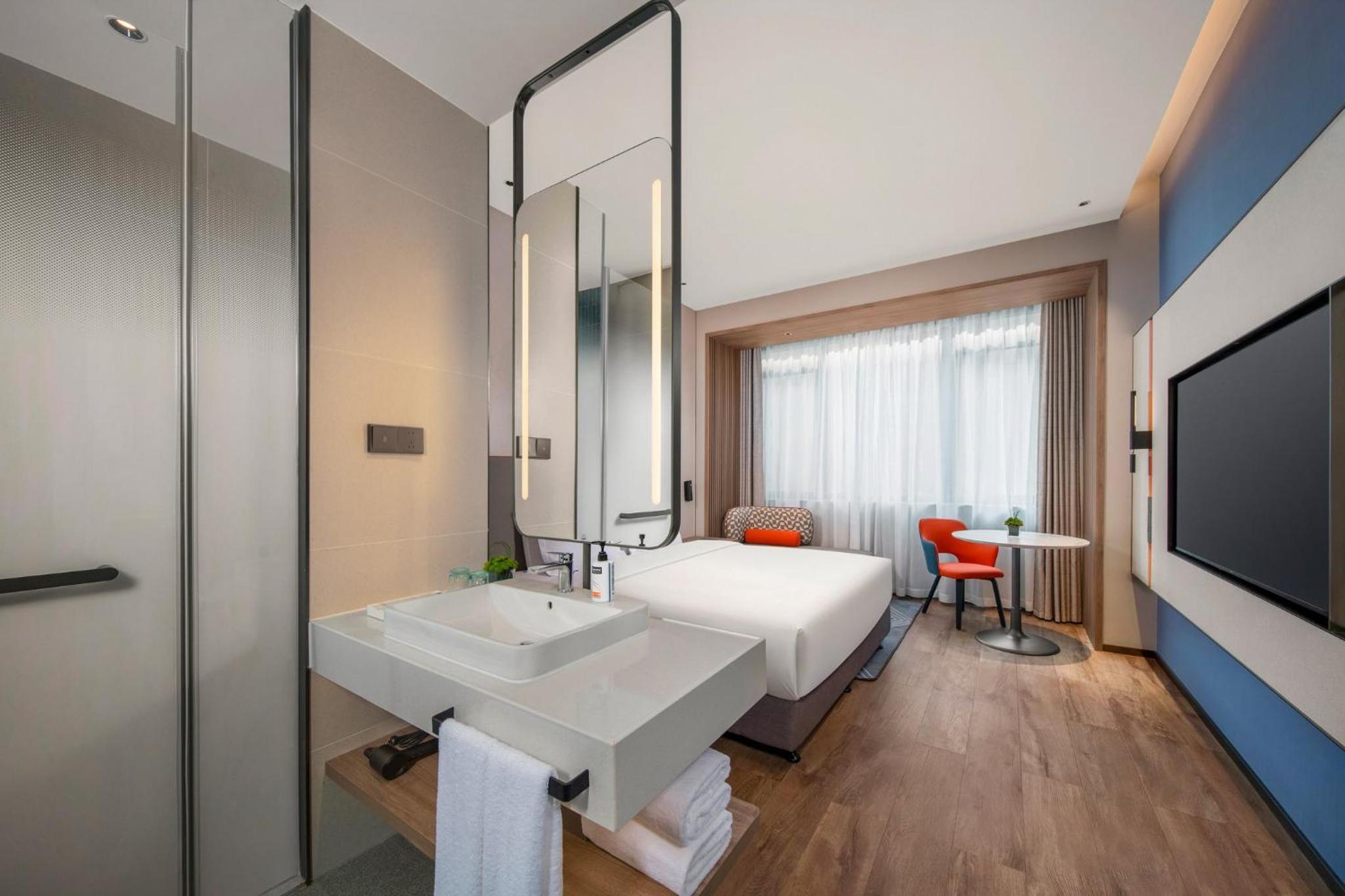 Standard King Room - High Floor