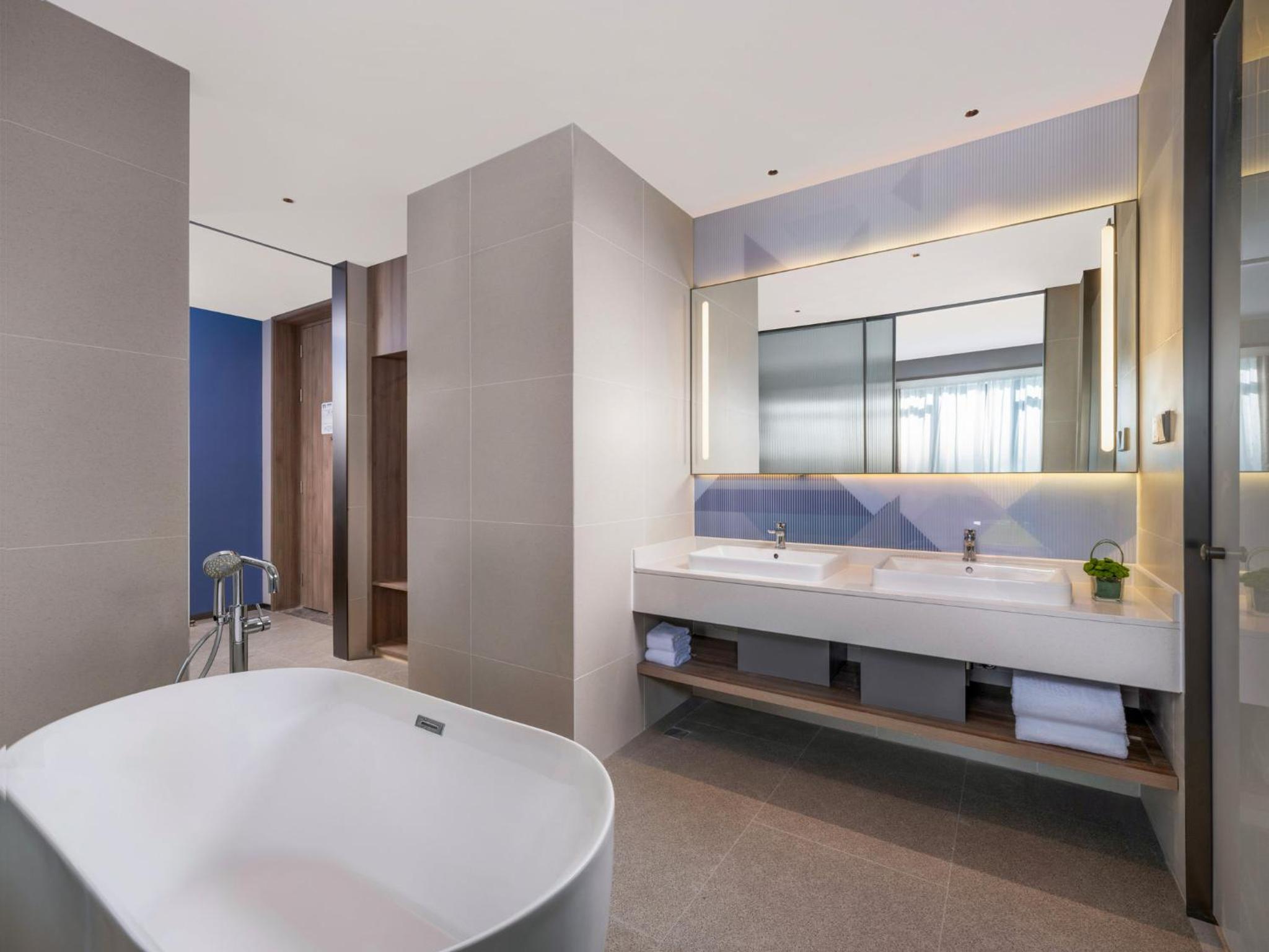King Suite photo 1