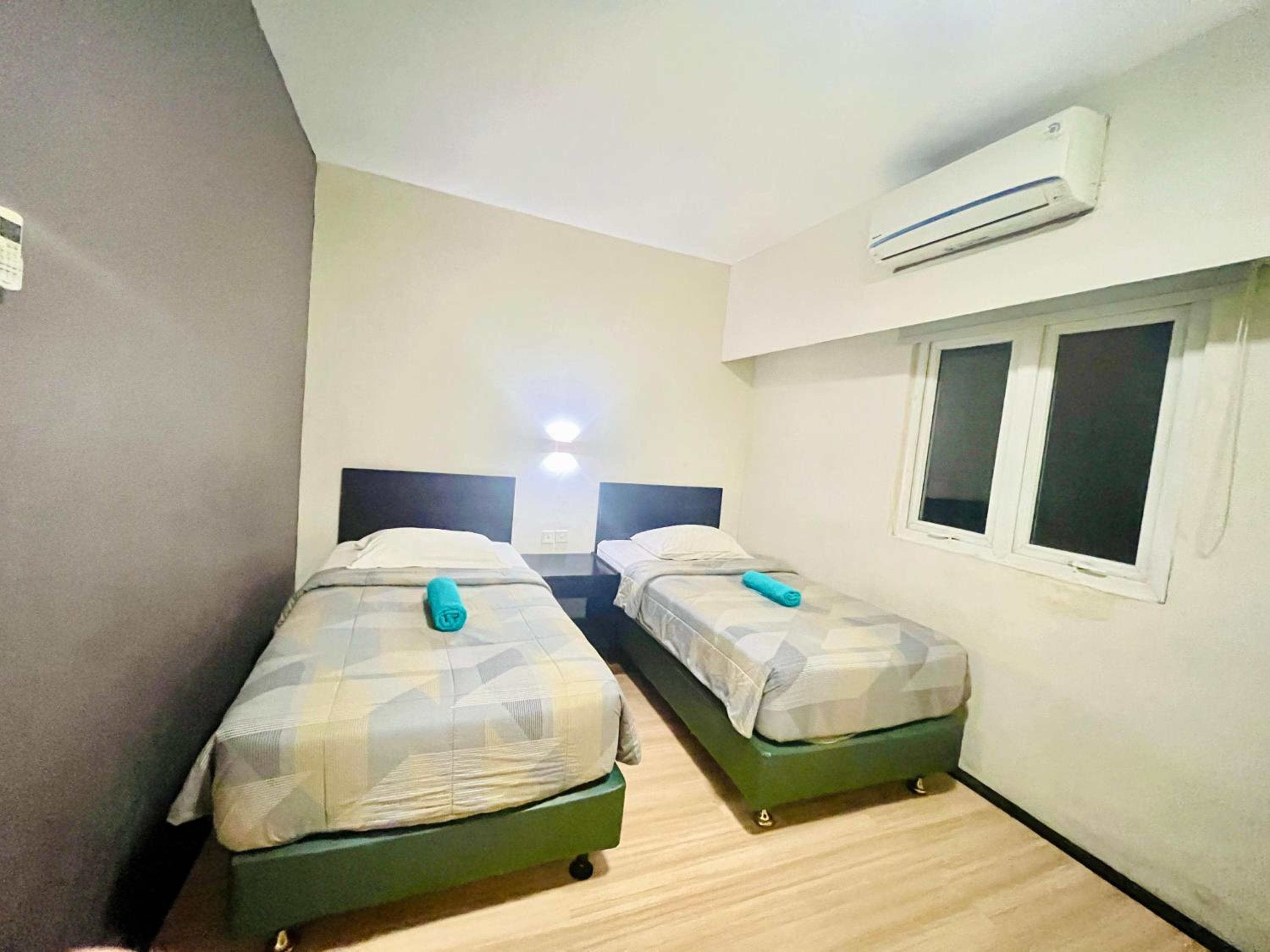 Standard Twin Room - Photo 2