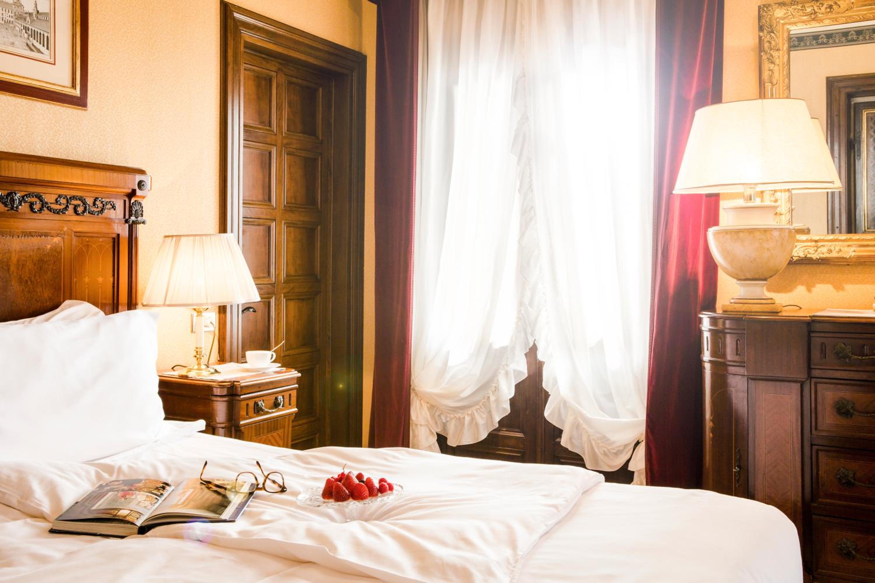 Classic Double Room - Photo 1