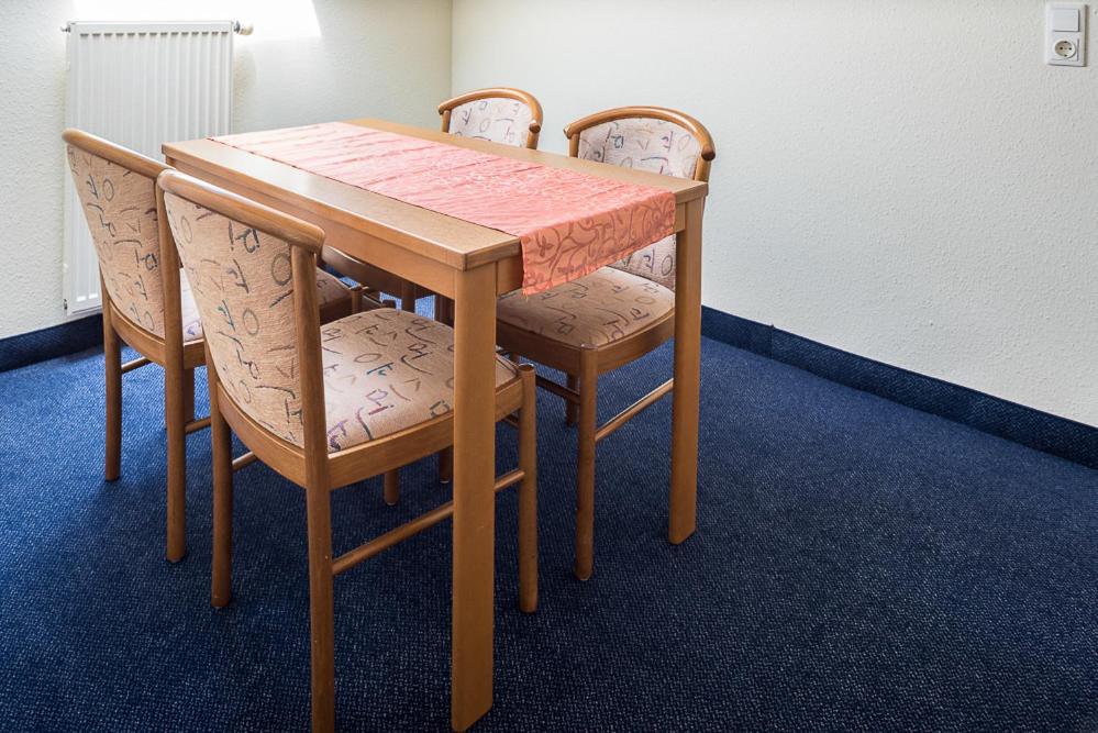Suite - Photo 5