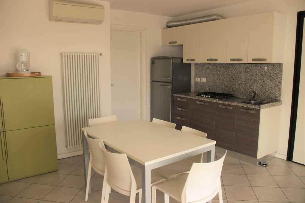 Apartment photo 2