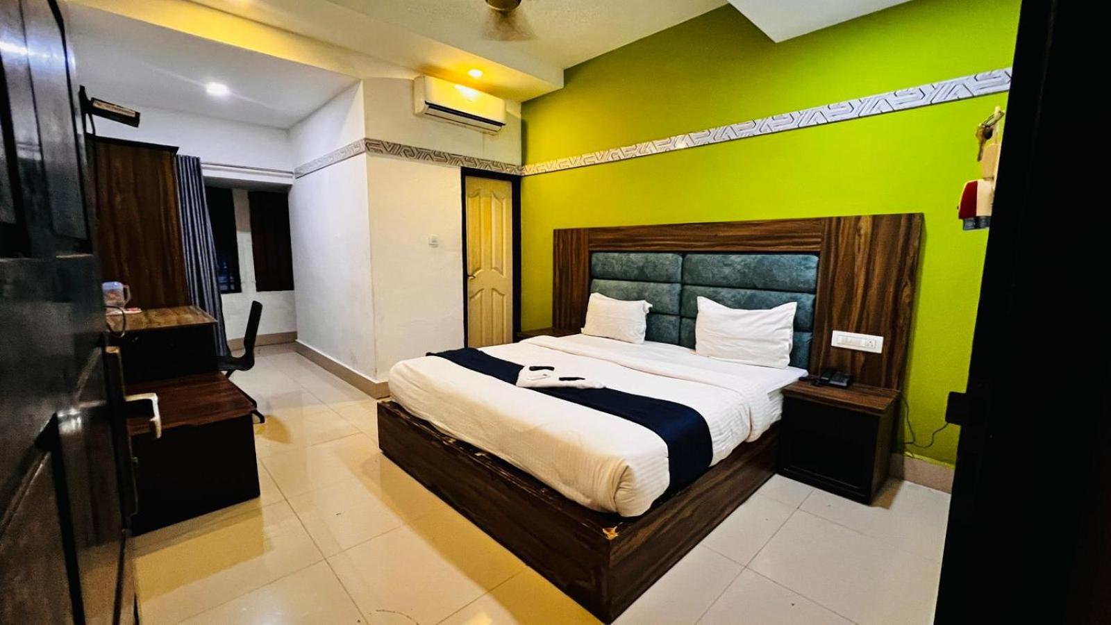 Deluxe Double Room - Photo 1