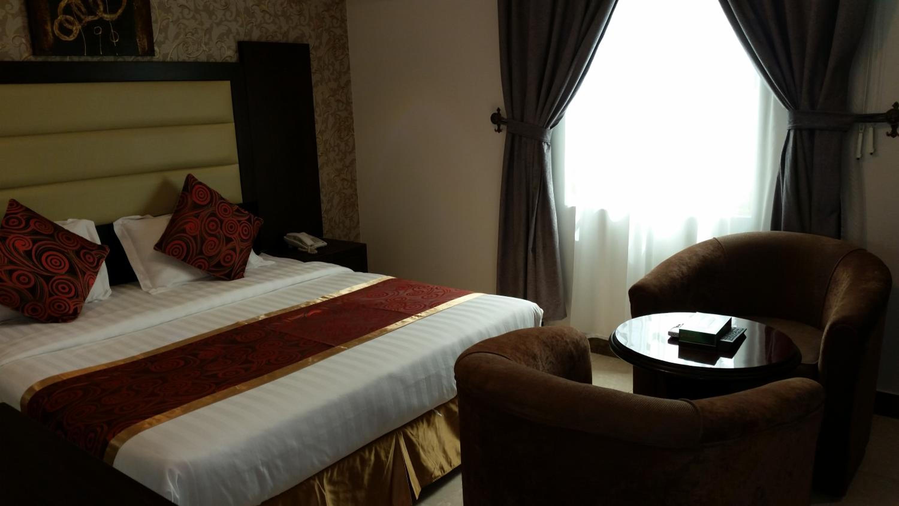 Budget Double Room photo 3