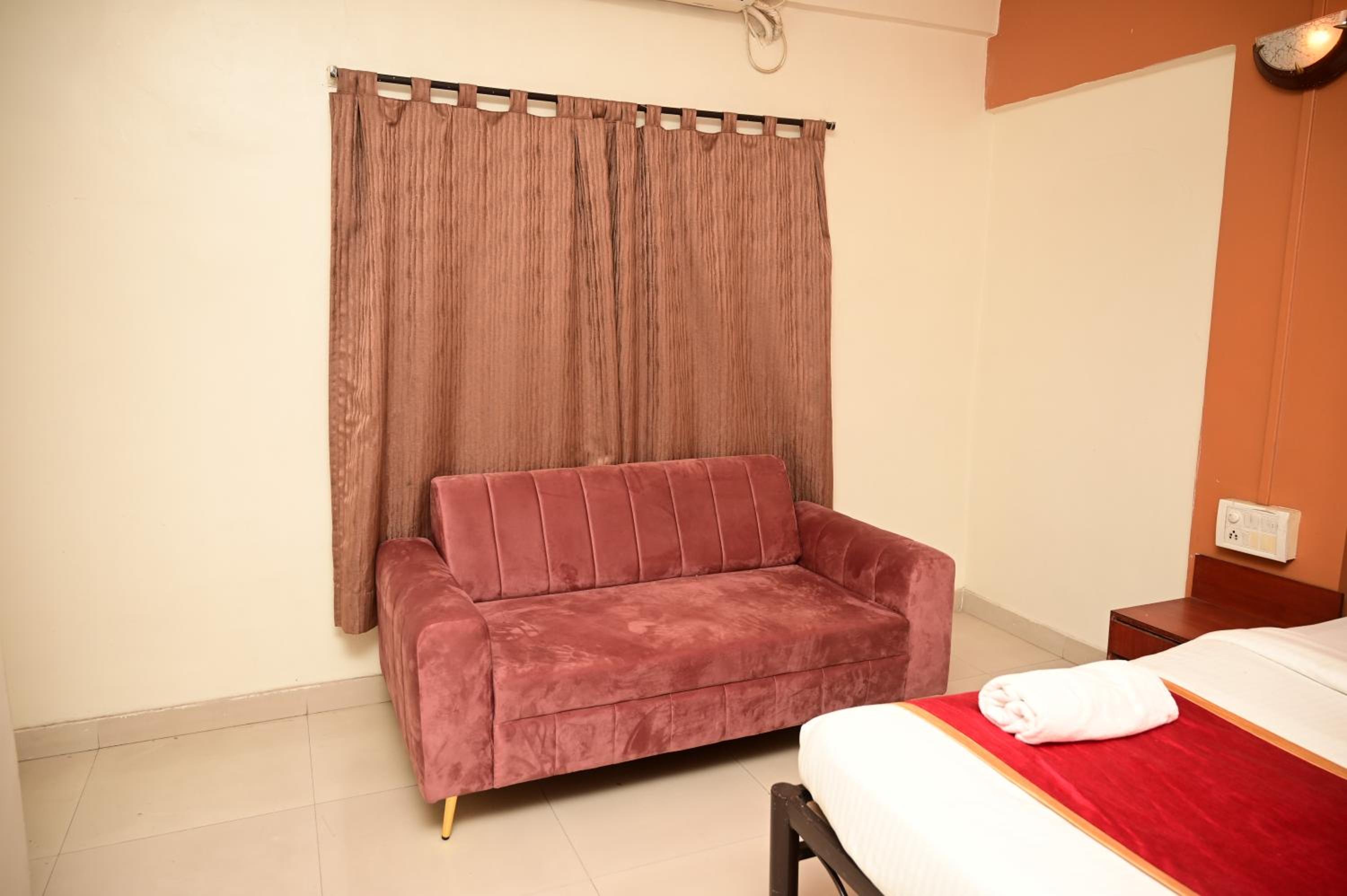 Deluxe Family Room - Photo 4