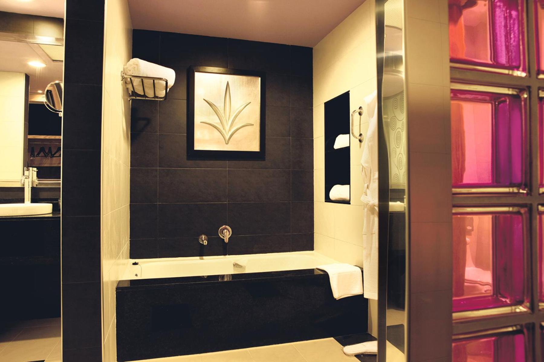 Family Suite - Photo 2
