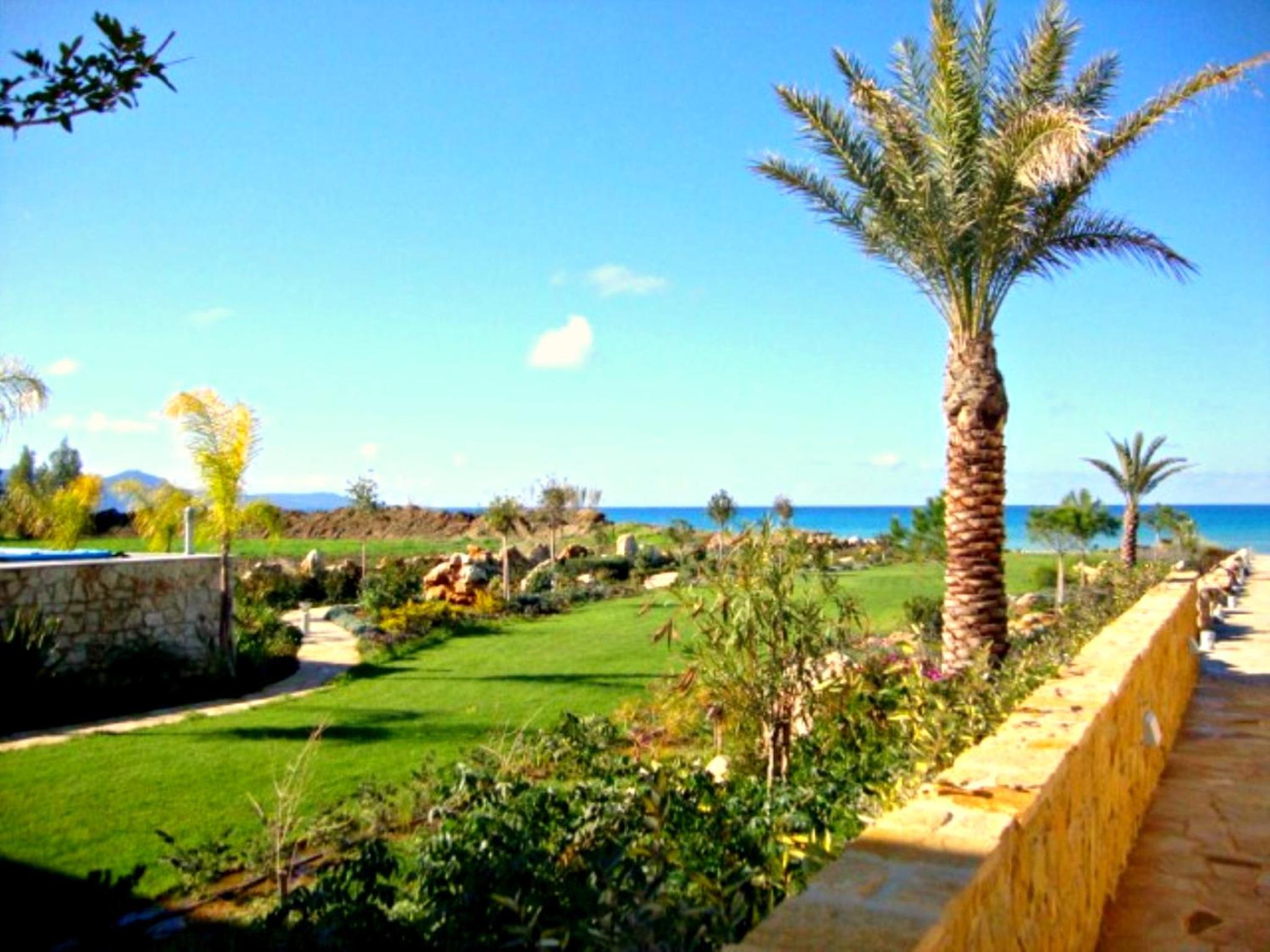 Deluxe Villa photo 2