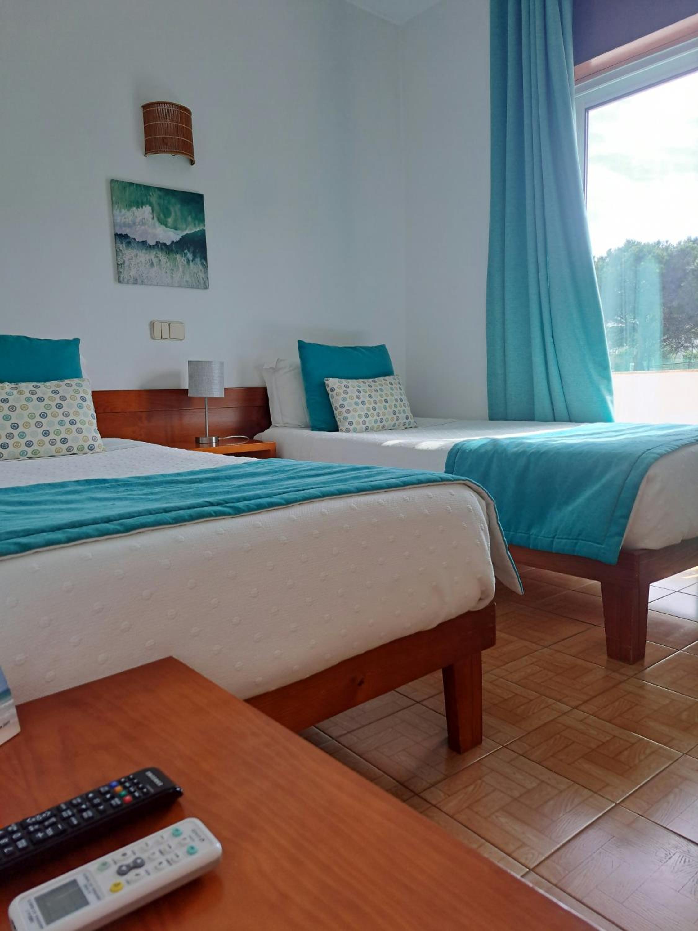 Studio Apartment with Balcony photo 2