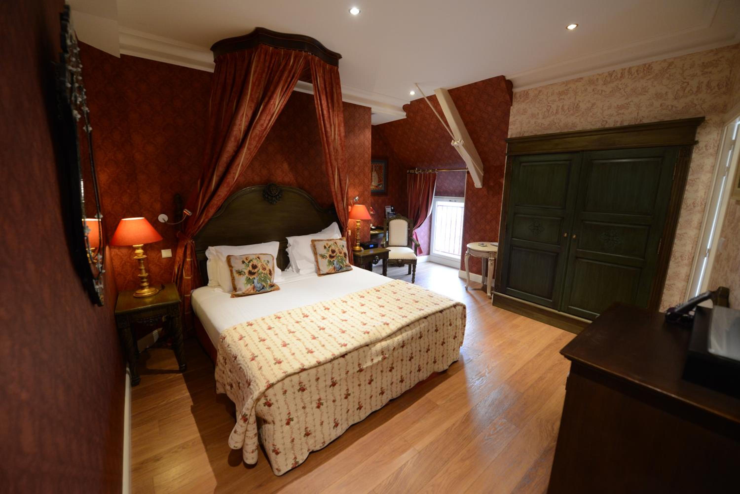 Two-Bedroom Suite