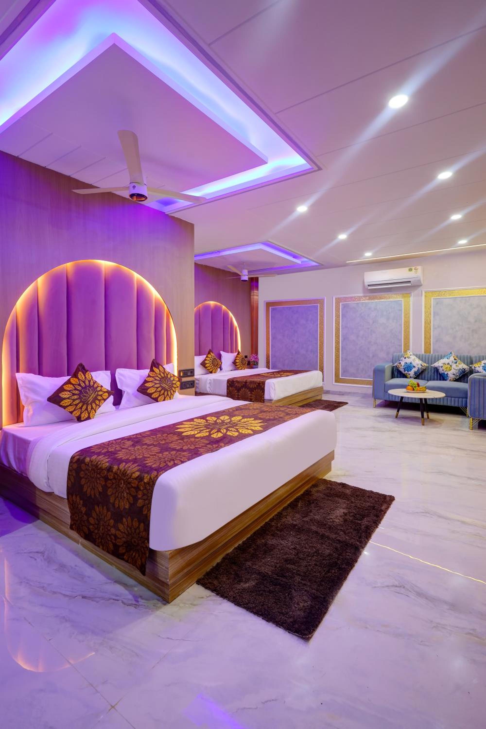 Suite with Private Pool