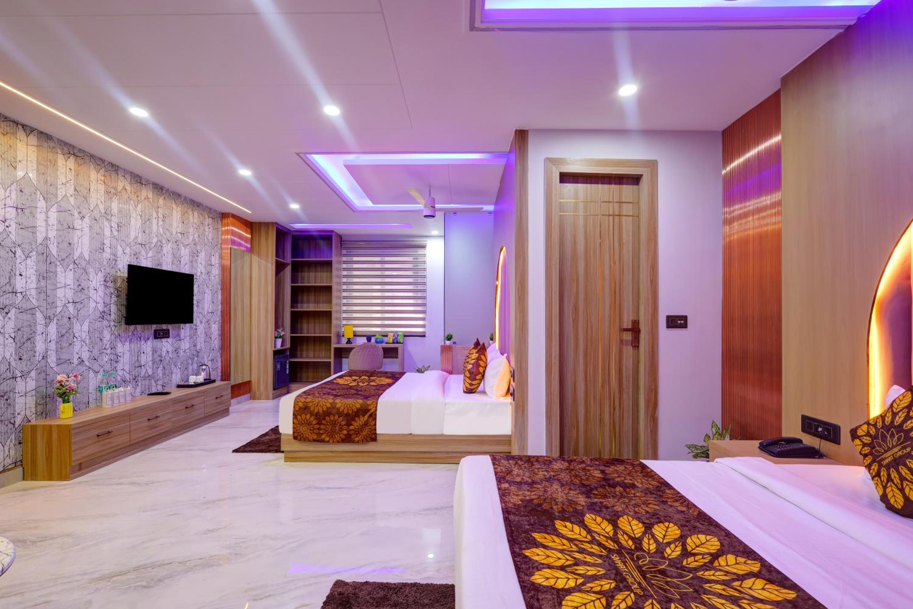 Suite with Private Pool photo 3