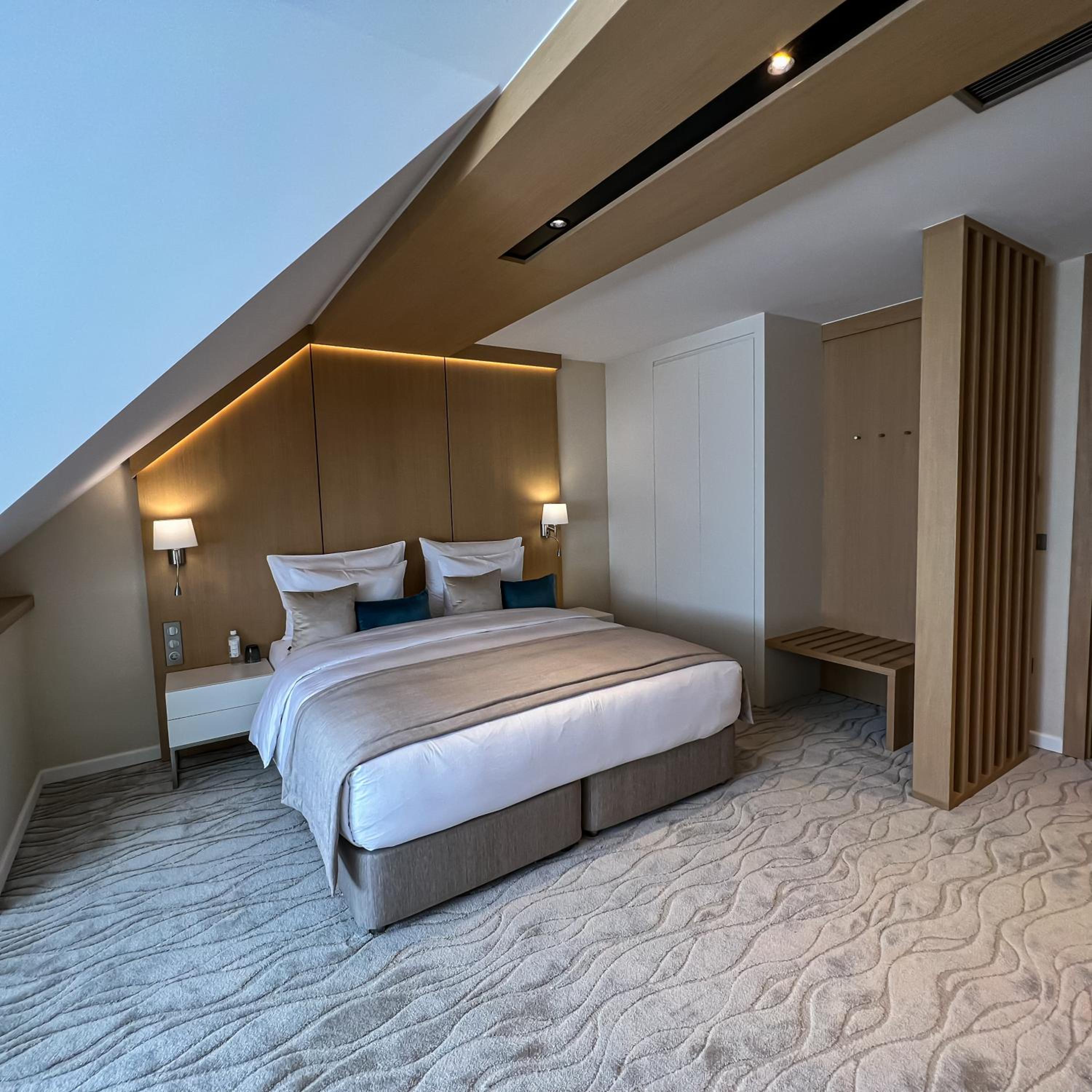 Deluxe Queen Room with Two Queen Beds
