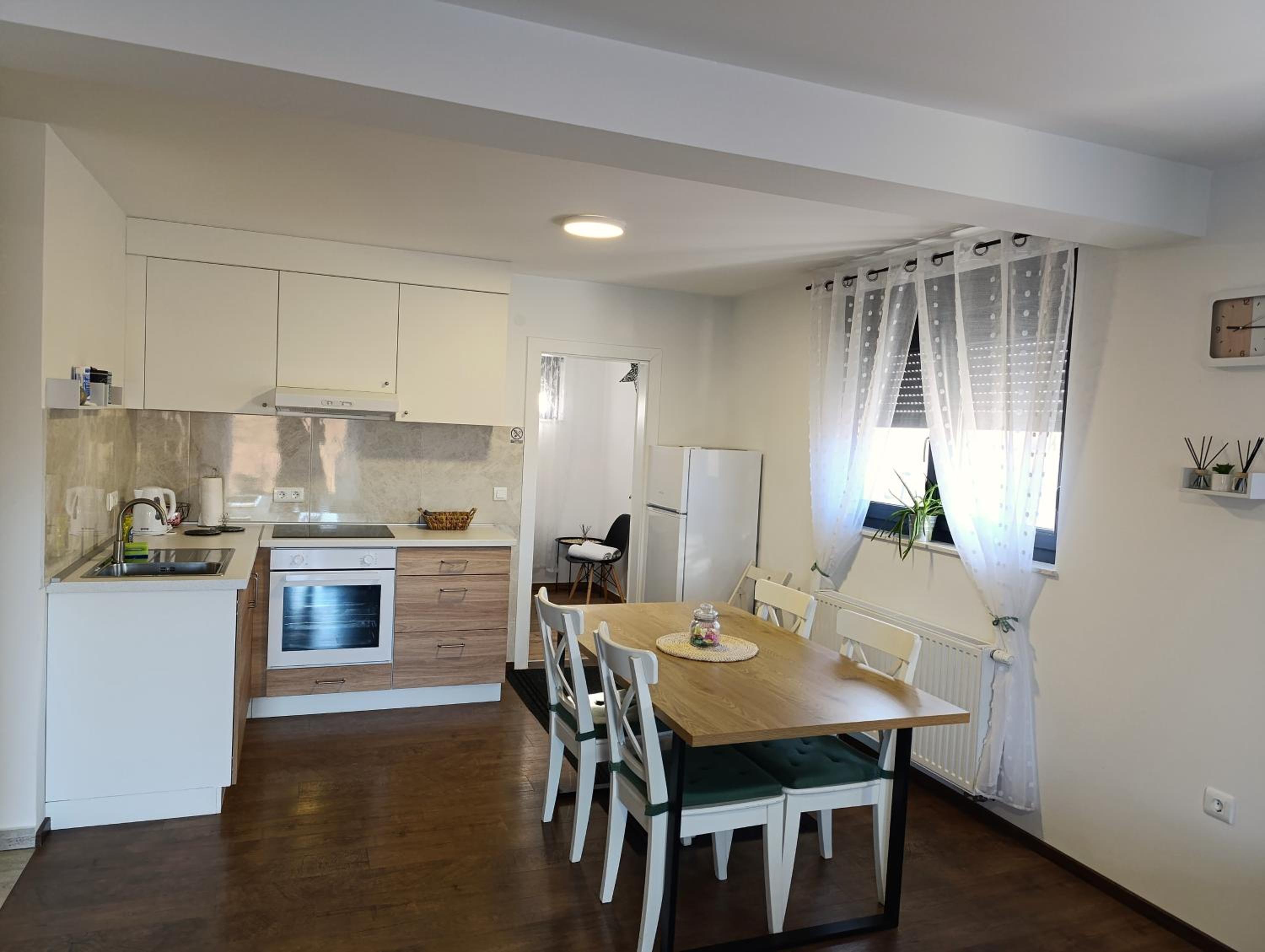 One-Bedroom Premium Apartment - Photo 9