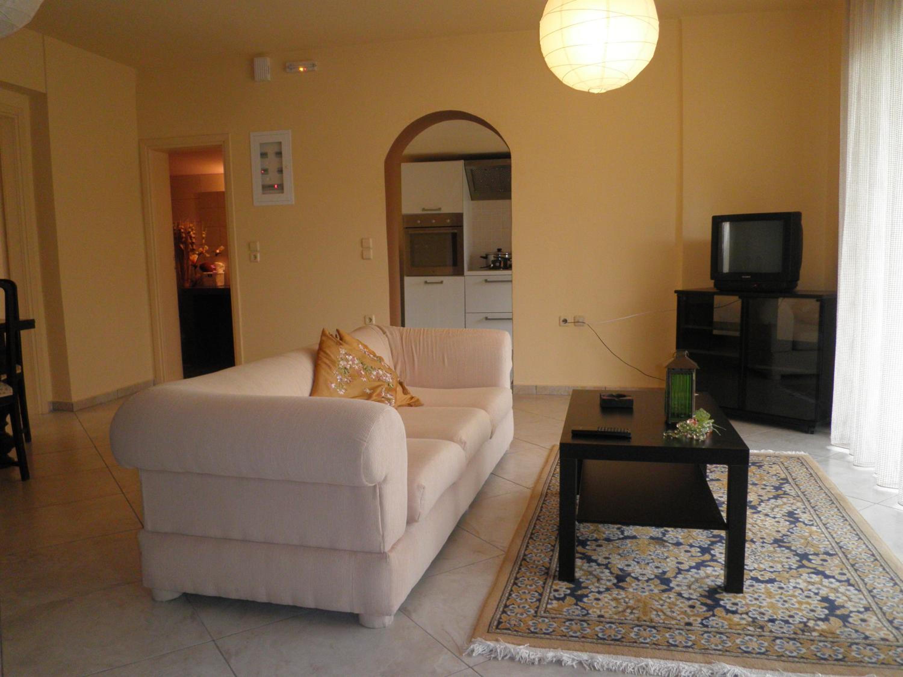One-Bedroom Apartment with Garden View