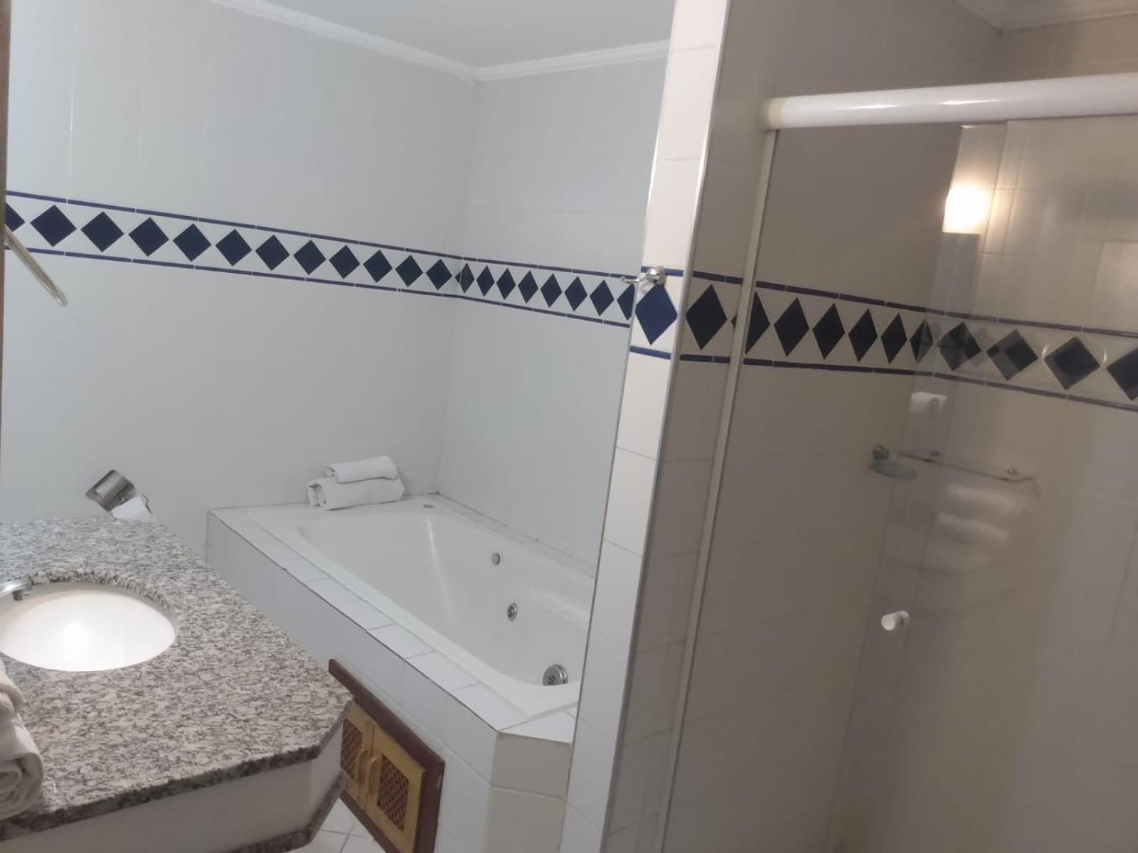 Quadruple Room with Bath photo 2