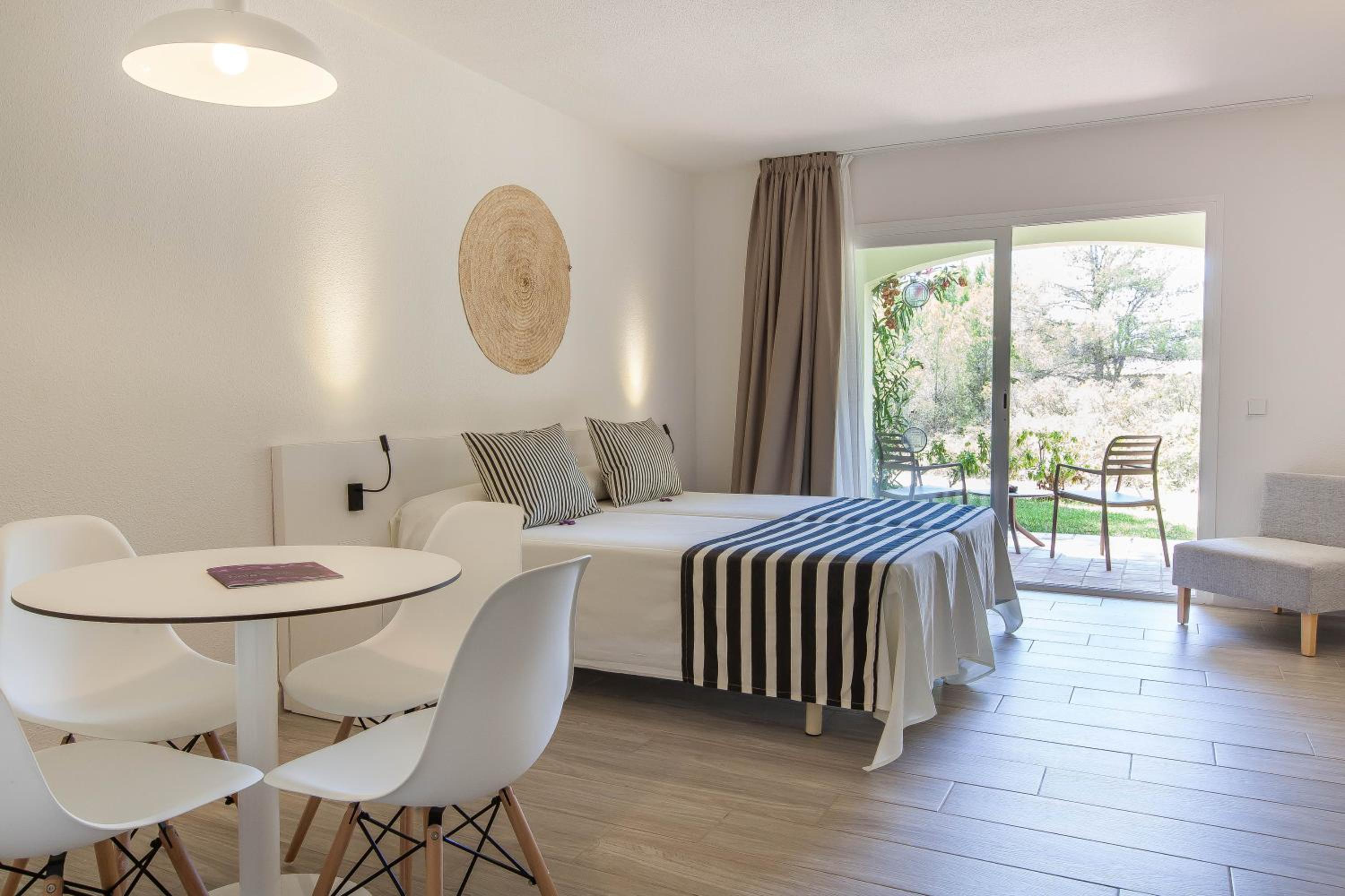 Double Room - Magnus