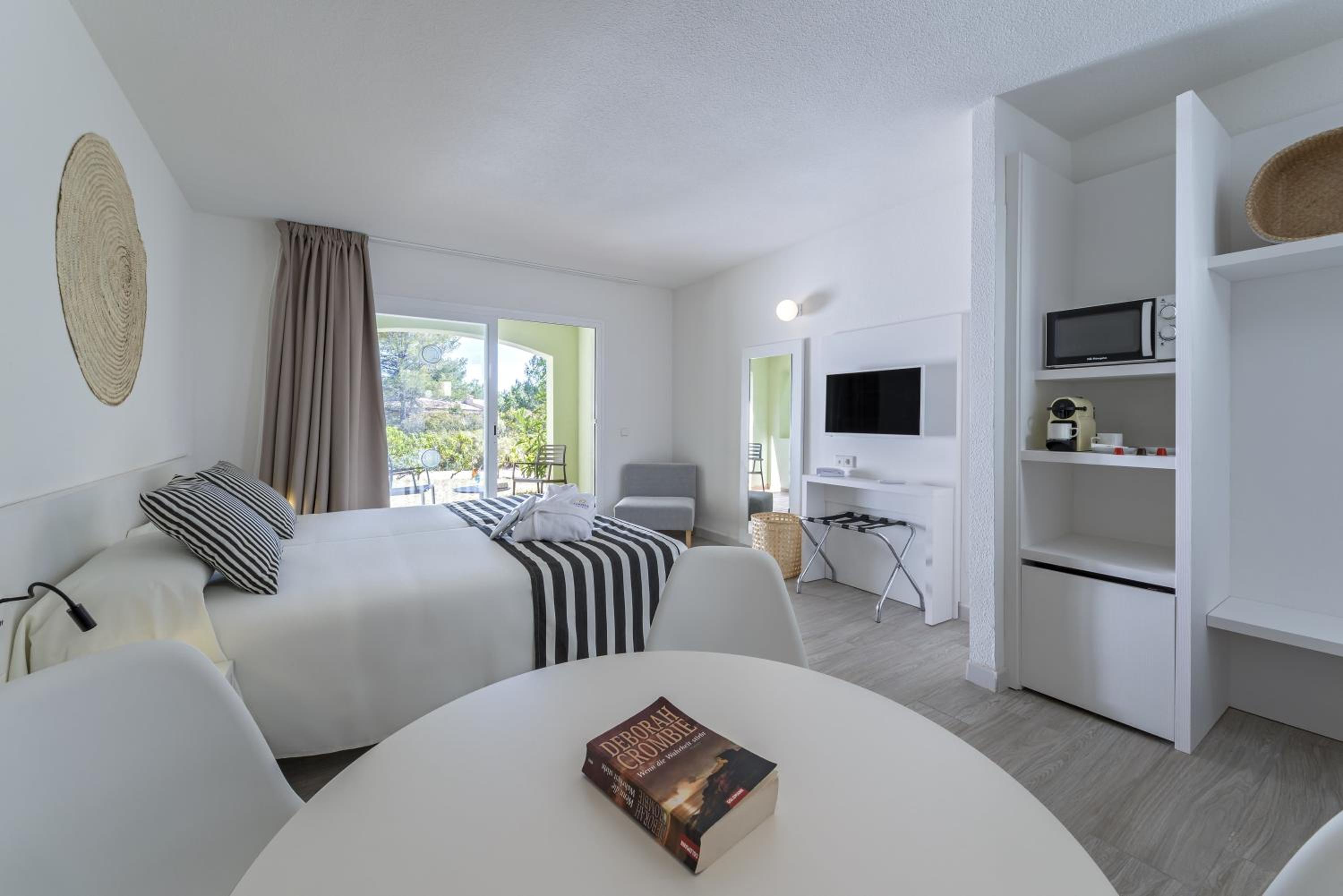 Double Room - Magnus