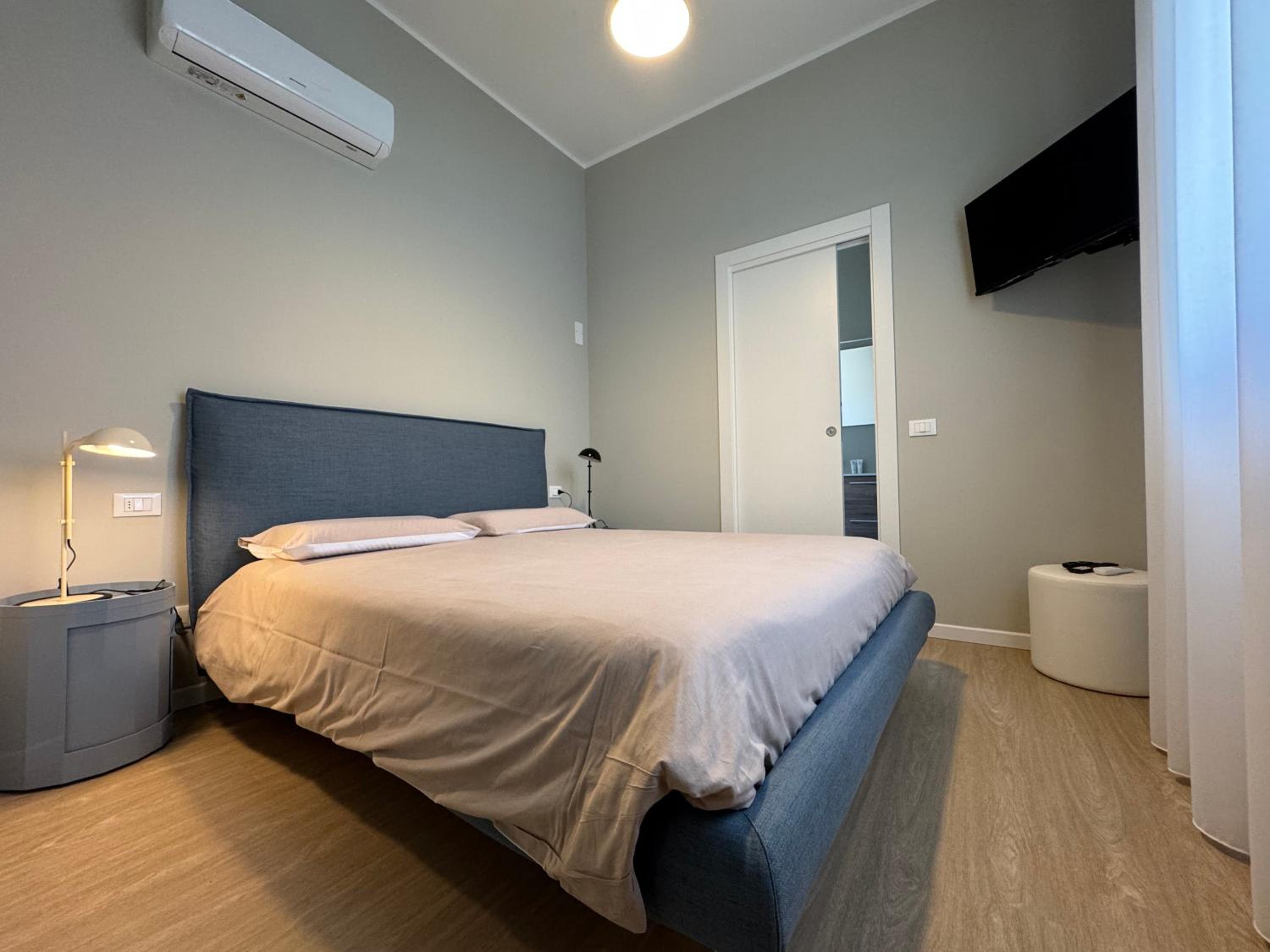 Budget Double Room photo 1