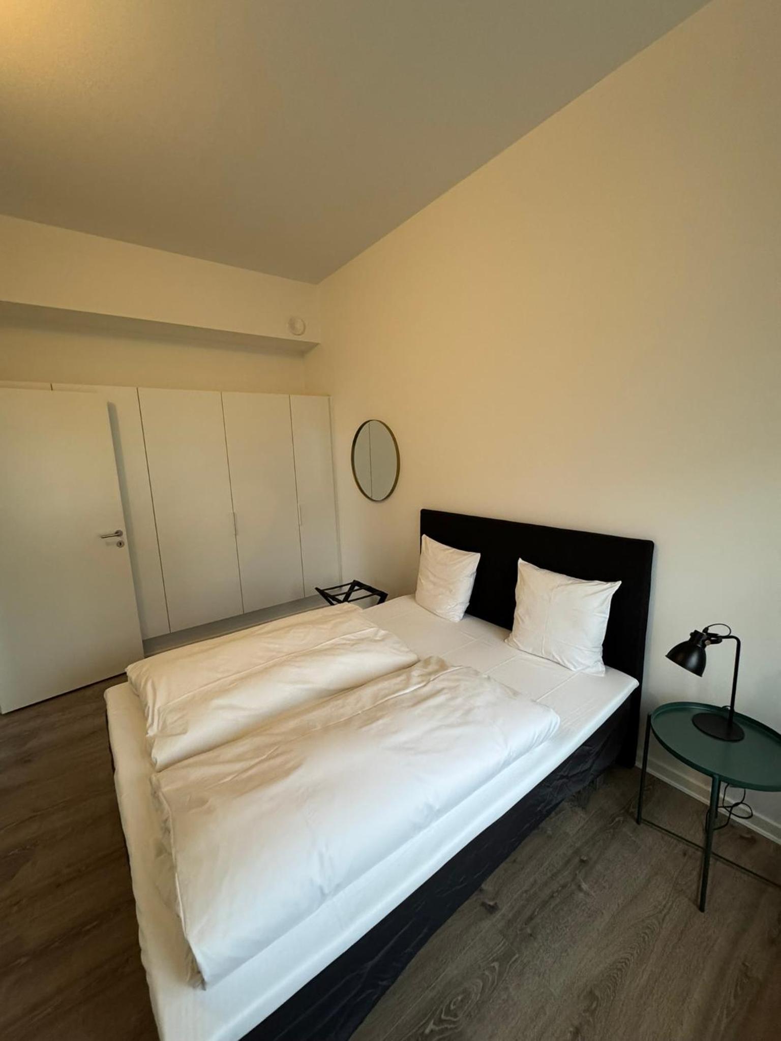 Two-Bedroom Deluxe Apartment - Photo 6