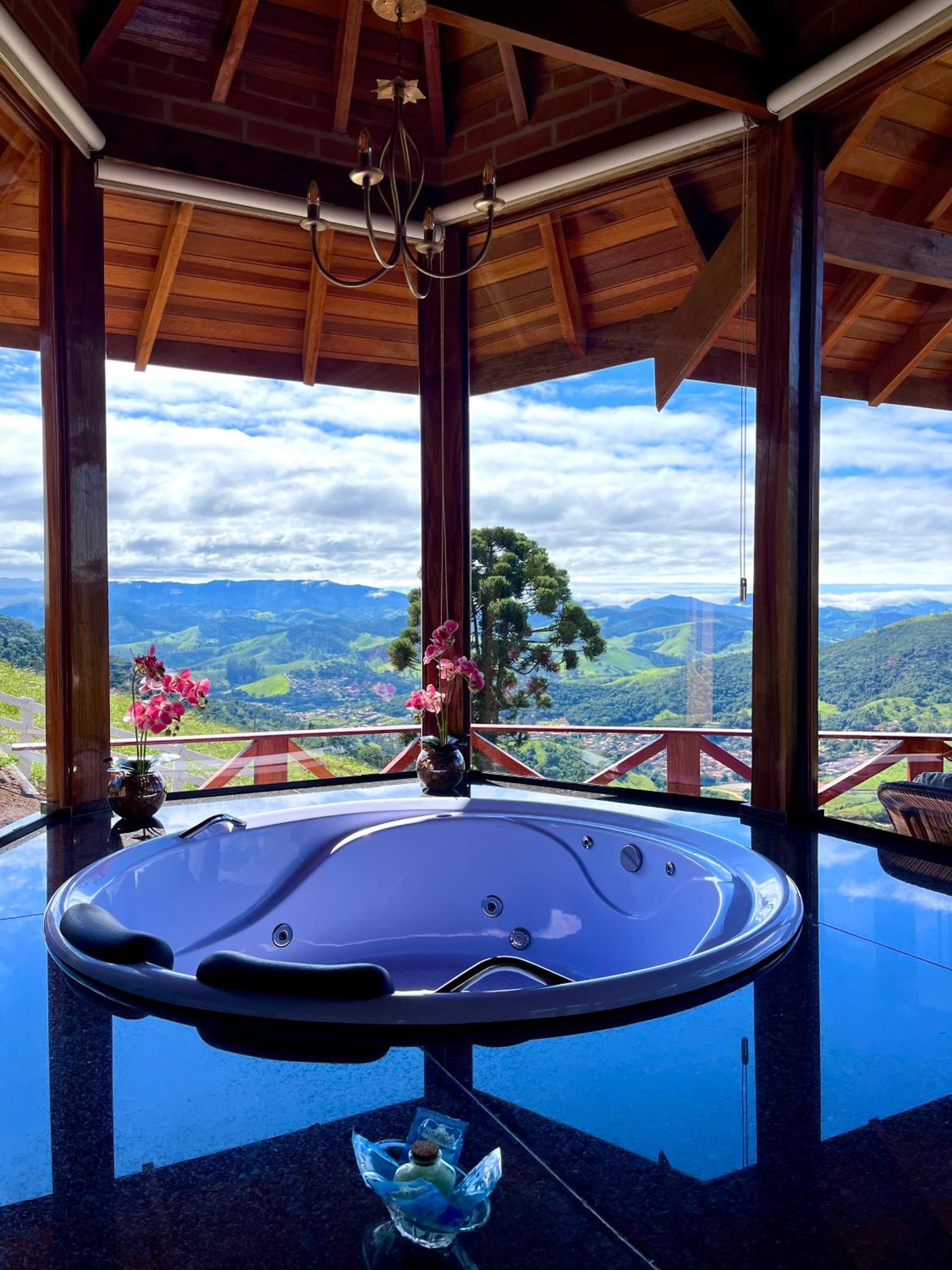 Superior Chalet photo 1