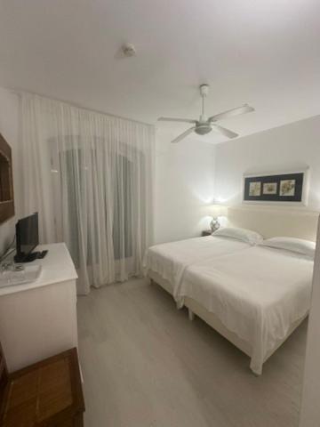 Junior Suite with Garden View - Photo 3