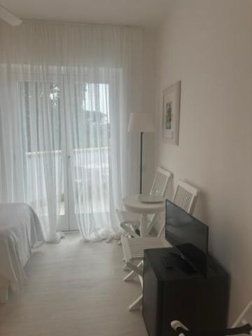 Twin Room with Balcony photo 3