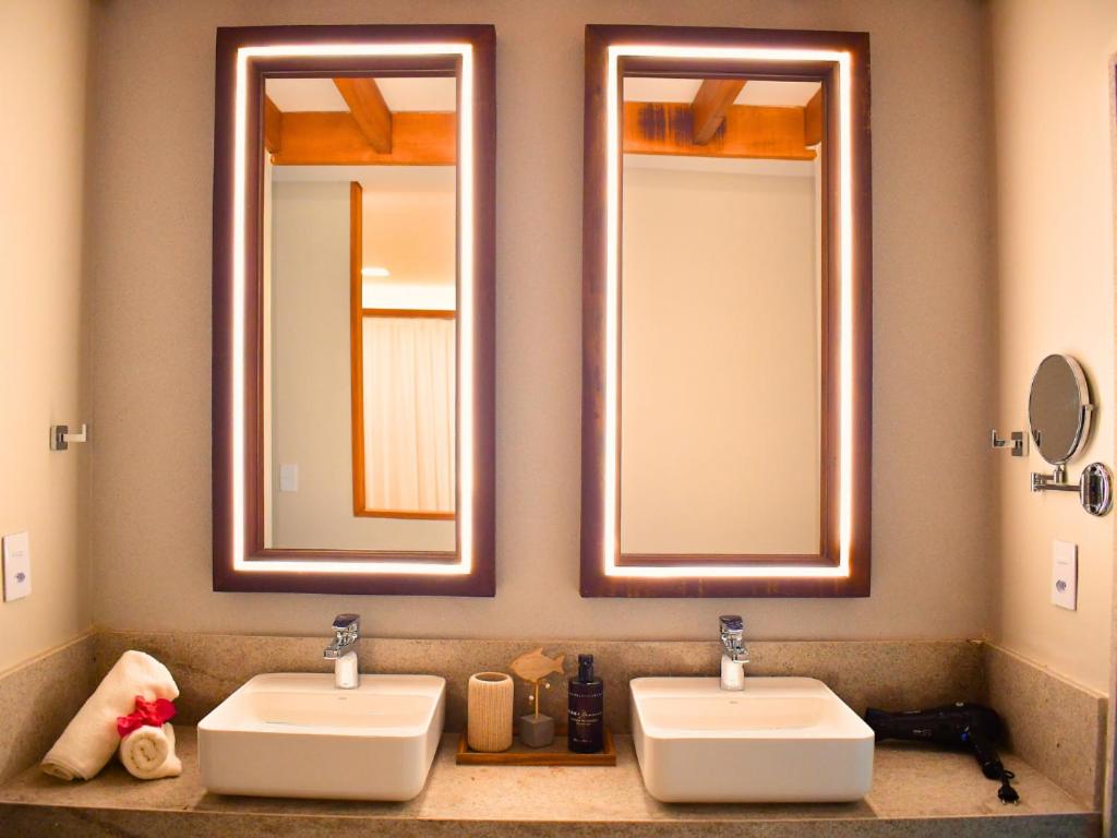 Superior King Suite photo 2