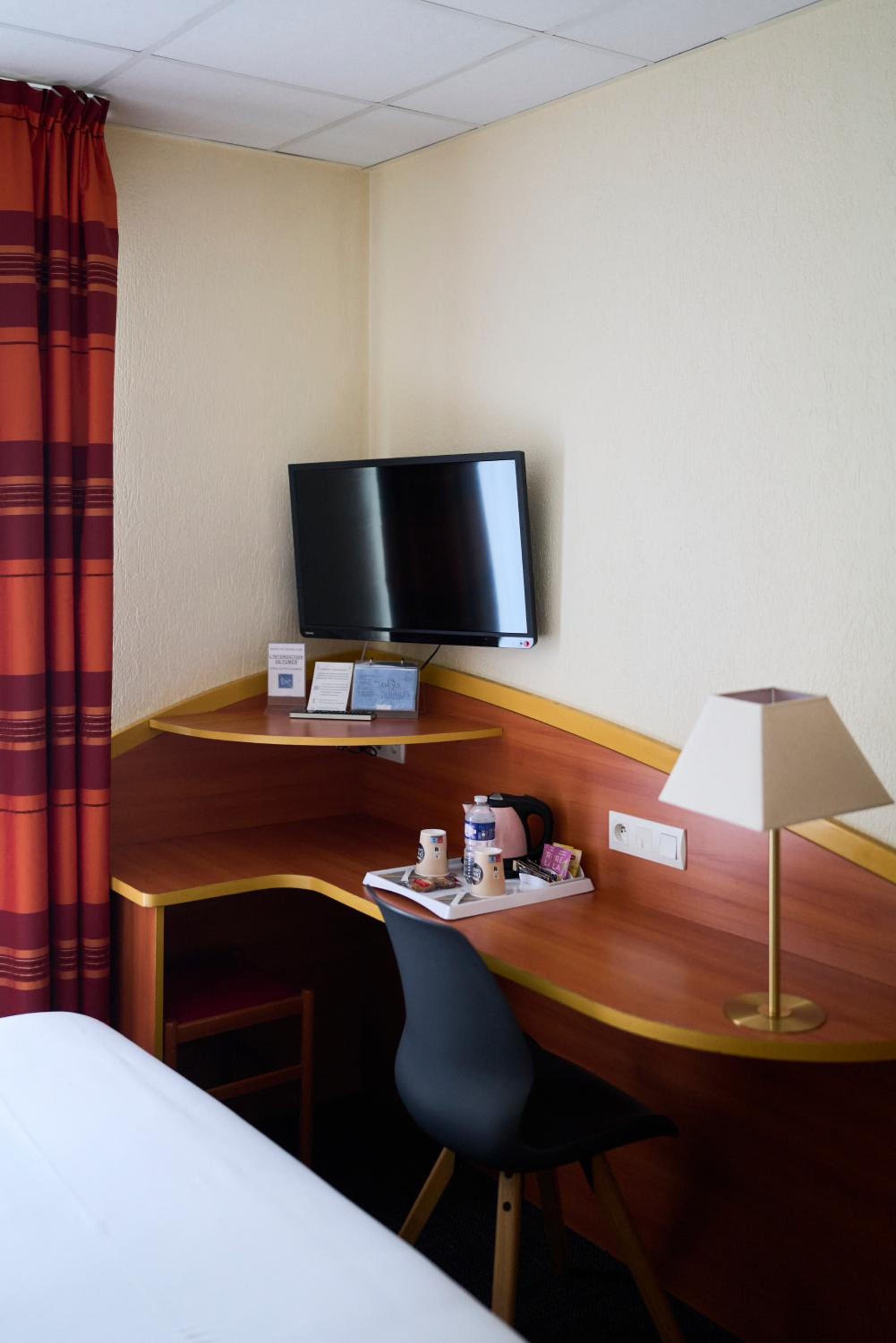 Quadruple Room - Photo 3