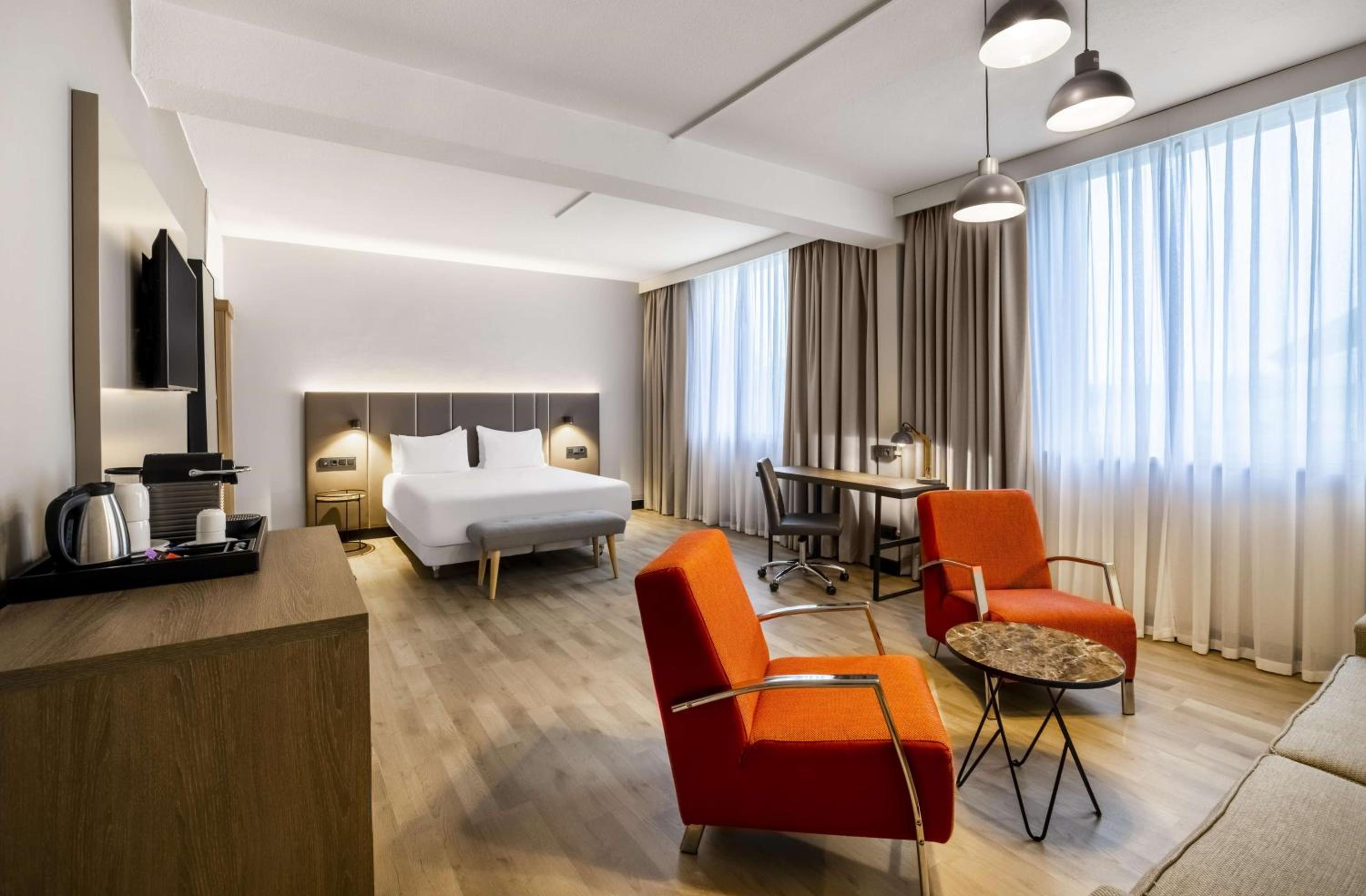 Junior Suite - Photo 1