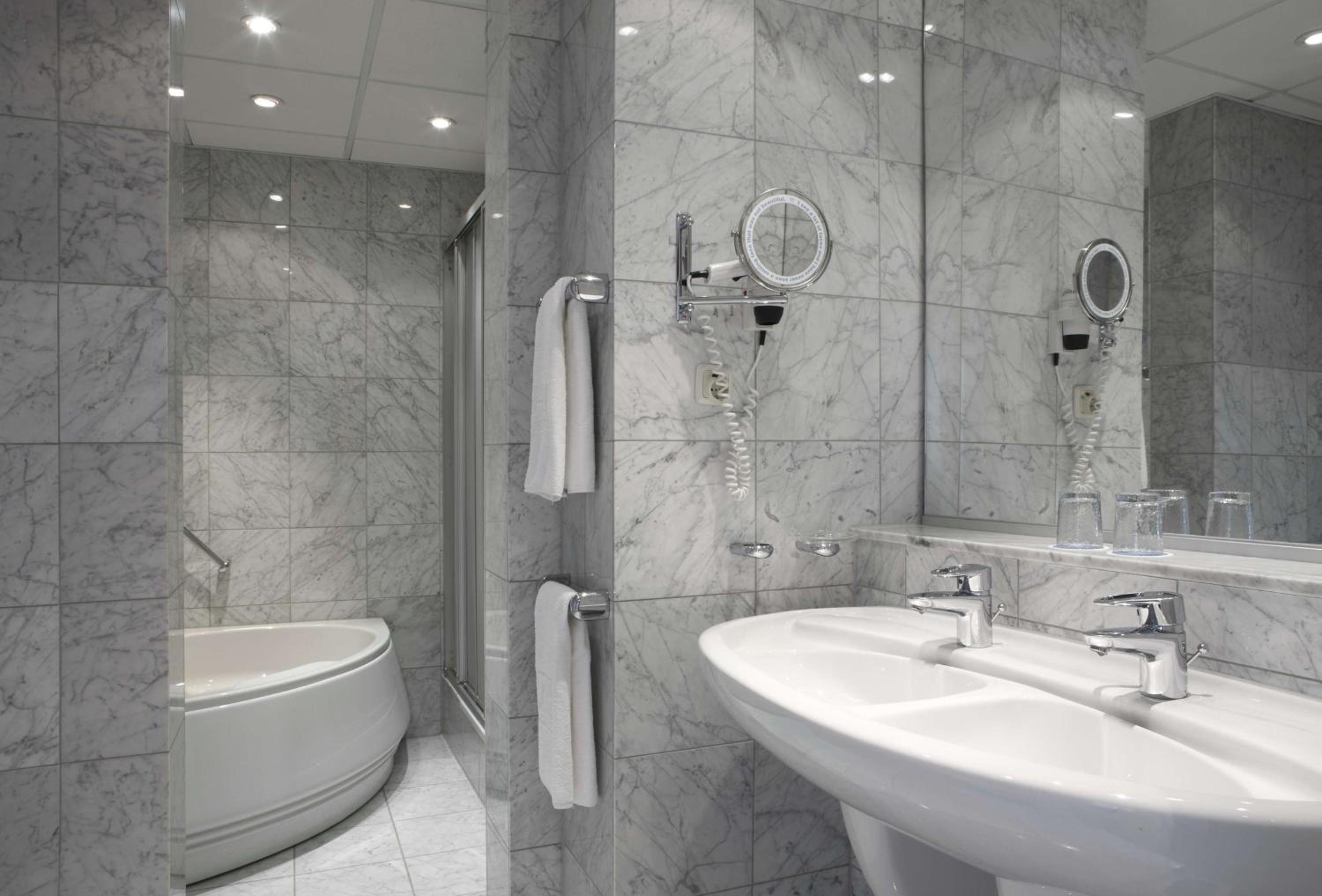 Junior Suite - Photo 6