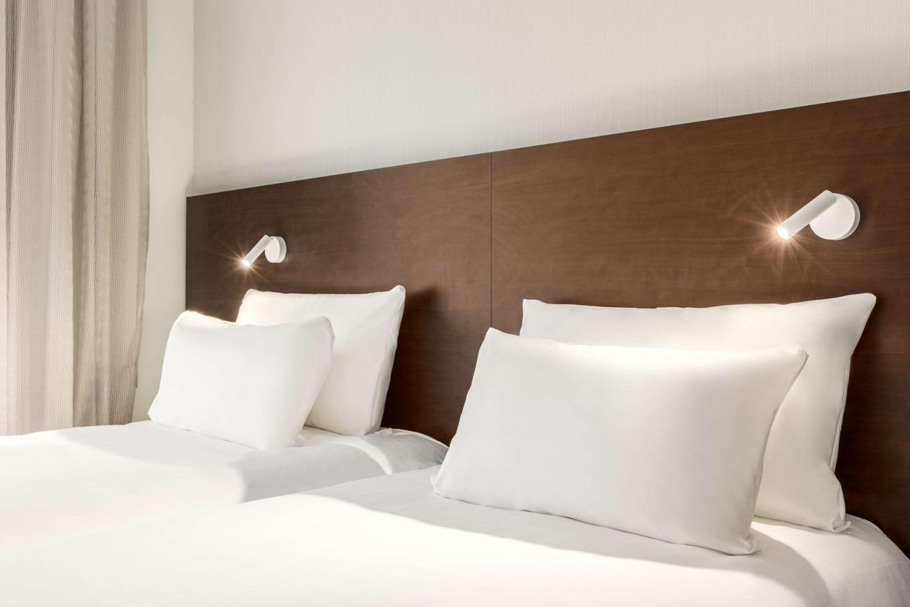New Style Superior Room with Canal View