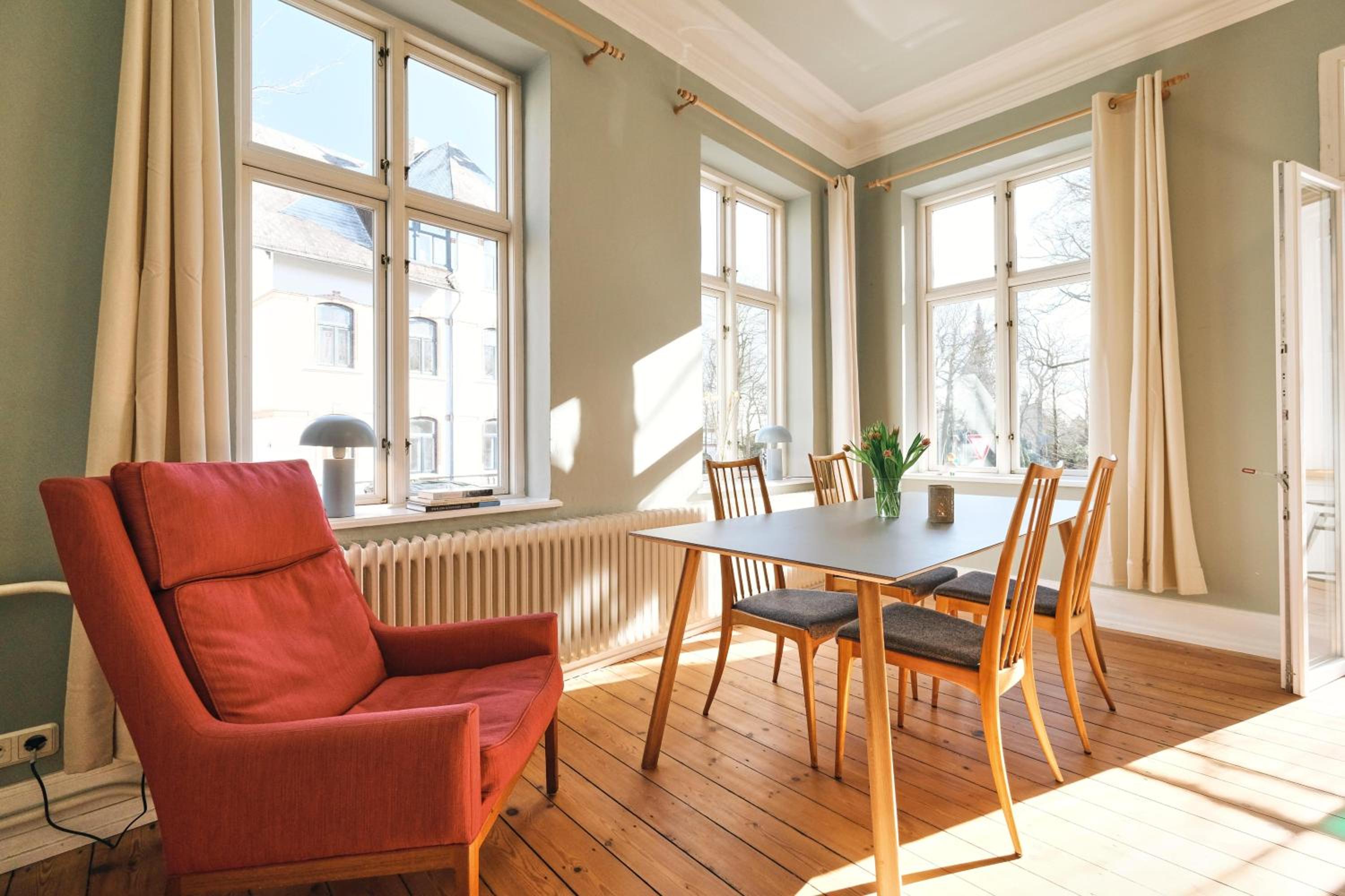 Apartment with Terrace photo 3