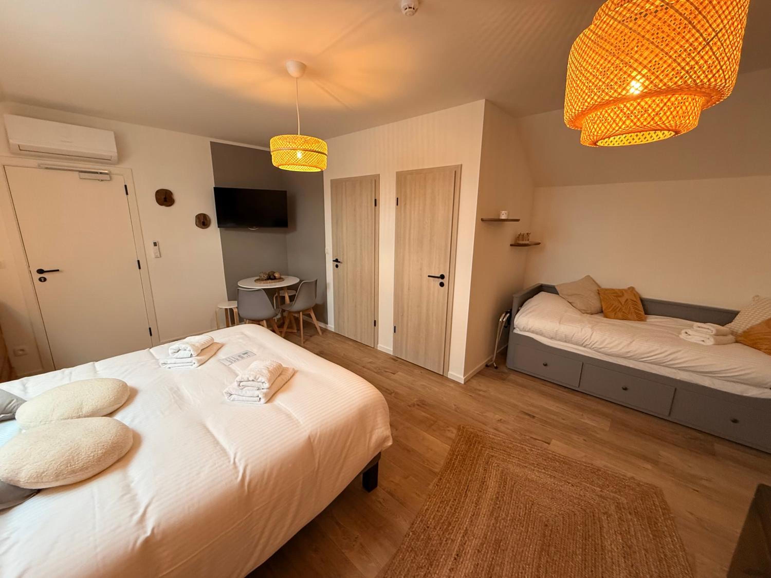 Deluxe Quadruple Room photo 2