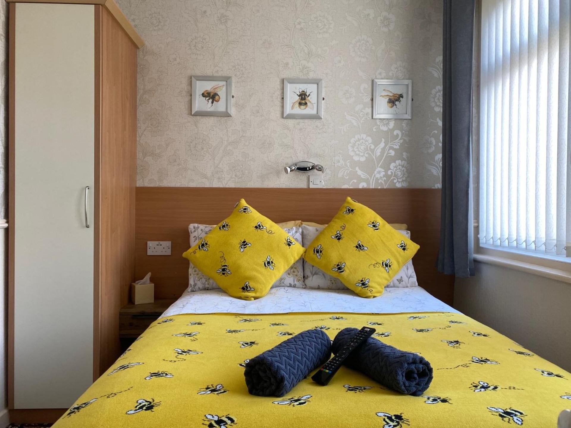 Single Room photo 3