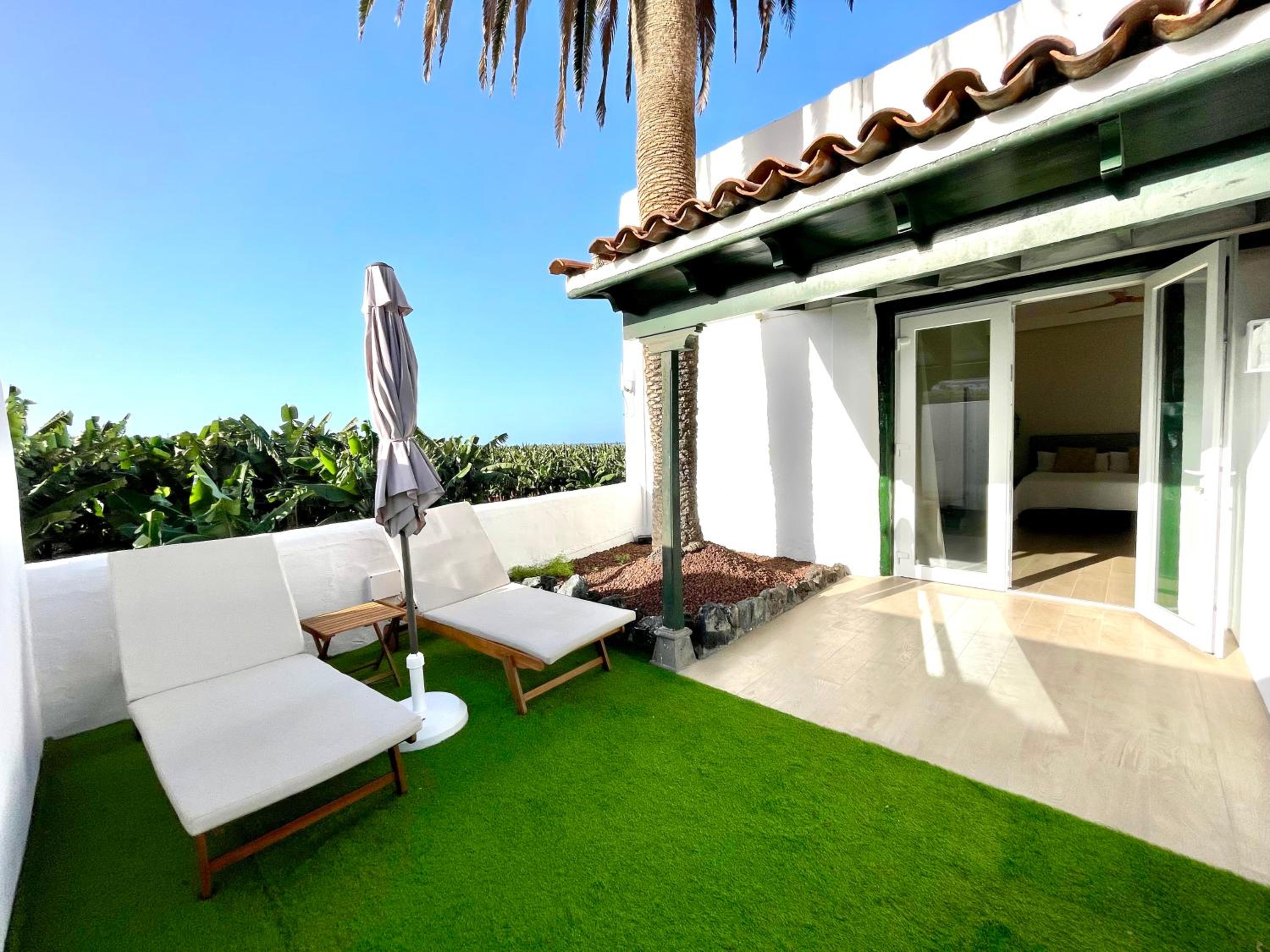 Junior suite with terrace 500 meters from the main building photo 2