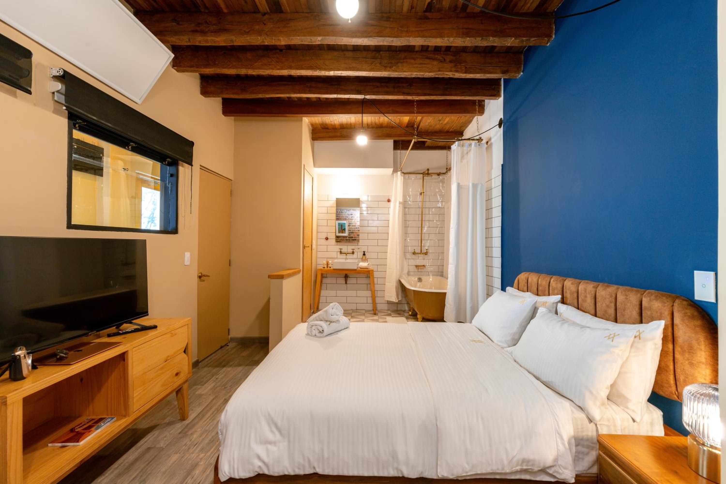 Two-Bedroom Deluxe Apartment
