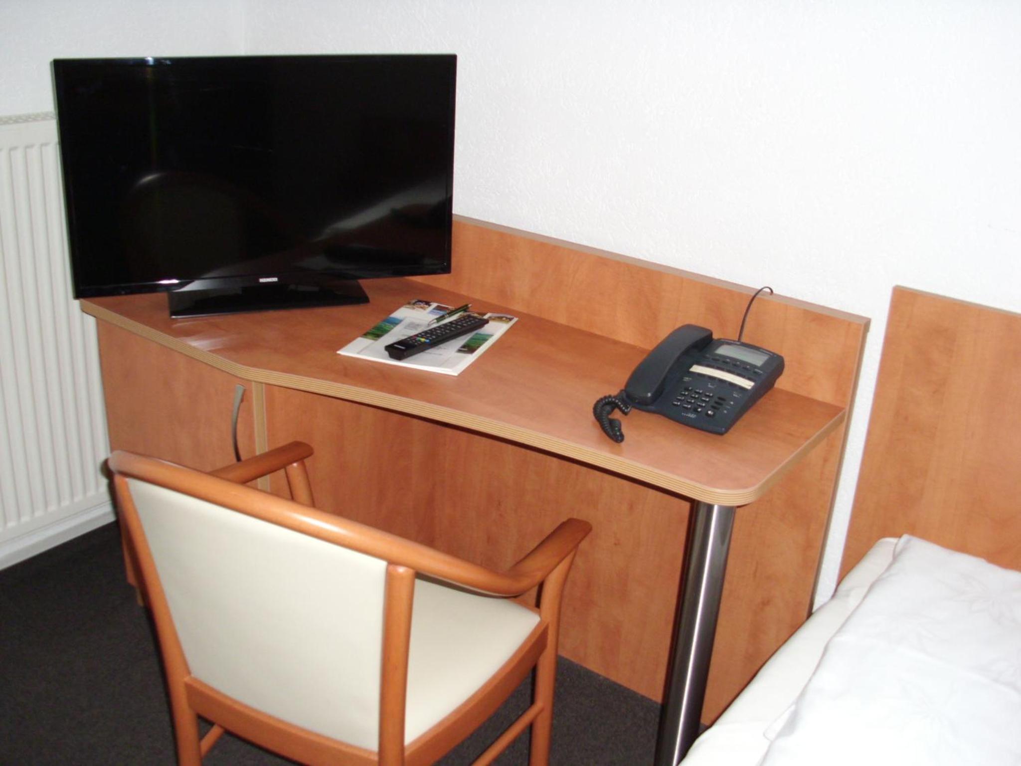 Single Room photo 3