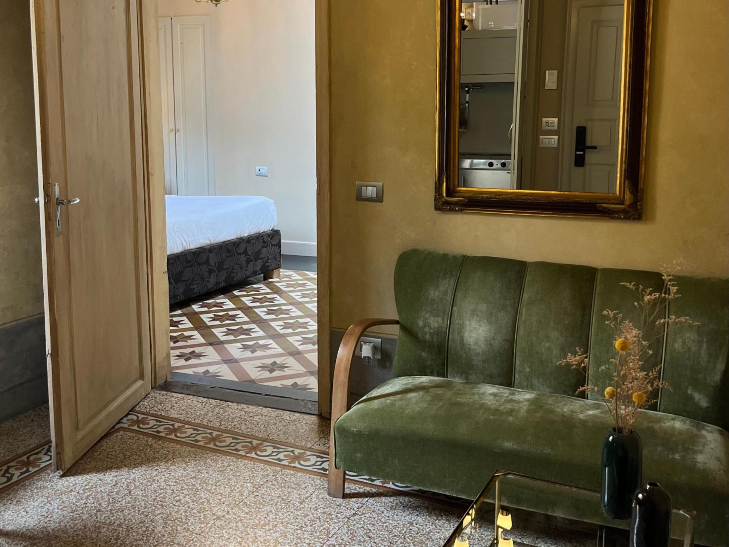 1 Bedroom Apartment
