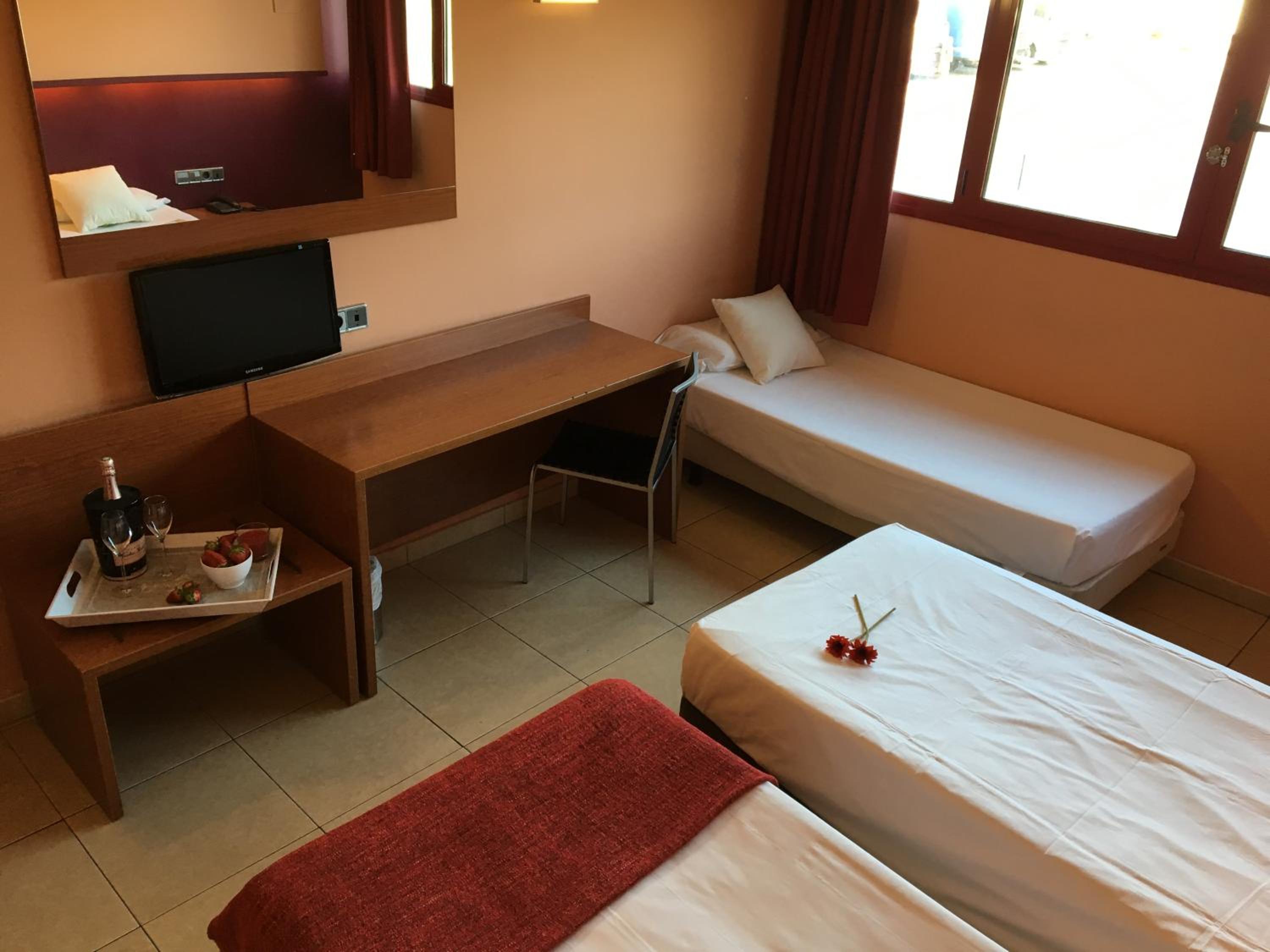 Habitación Doble con Cama Supletoria
