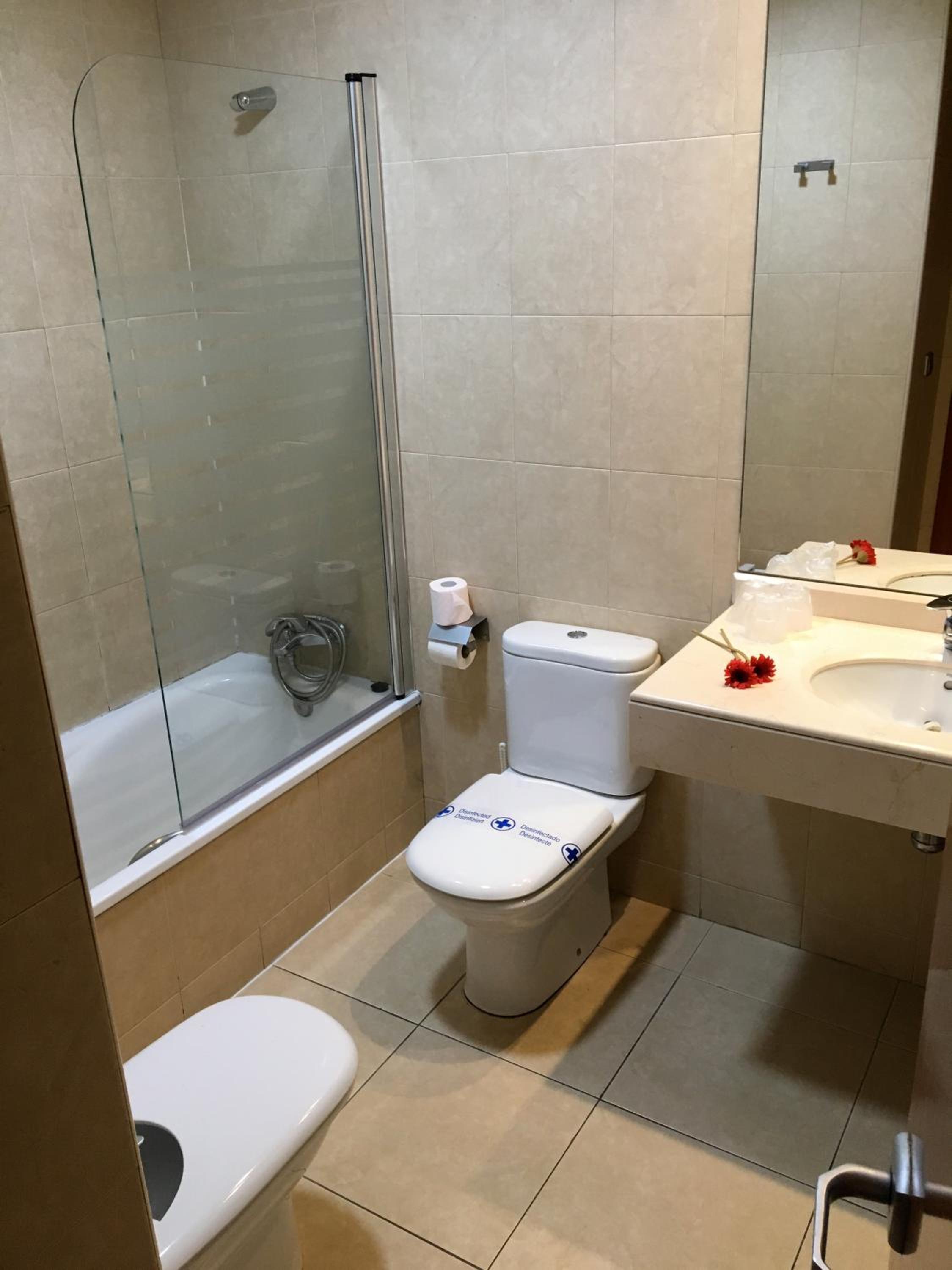 Single Room photo 2