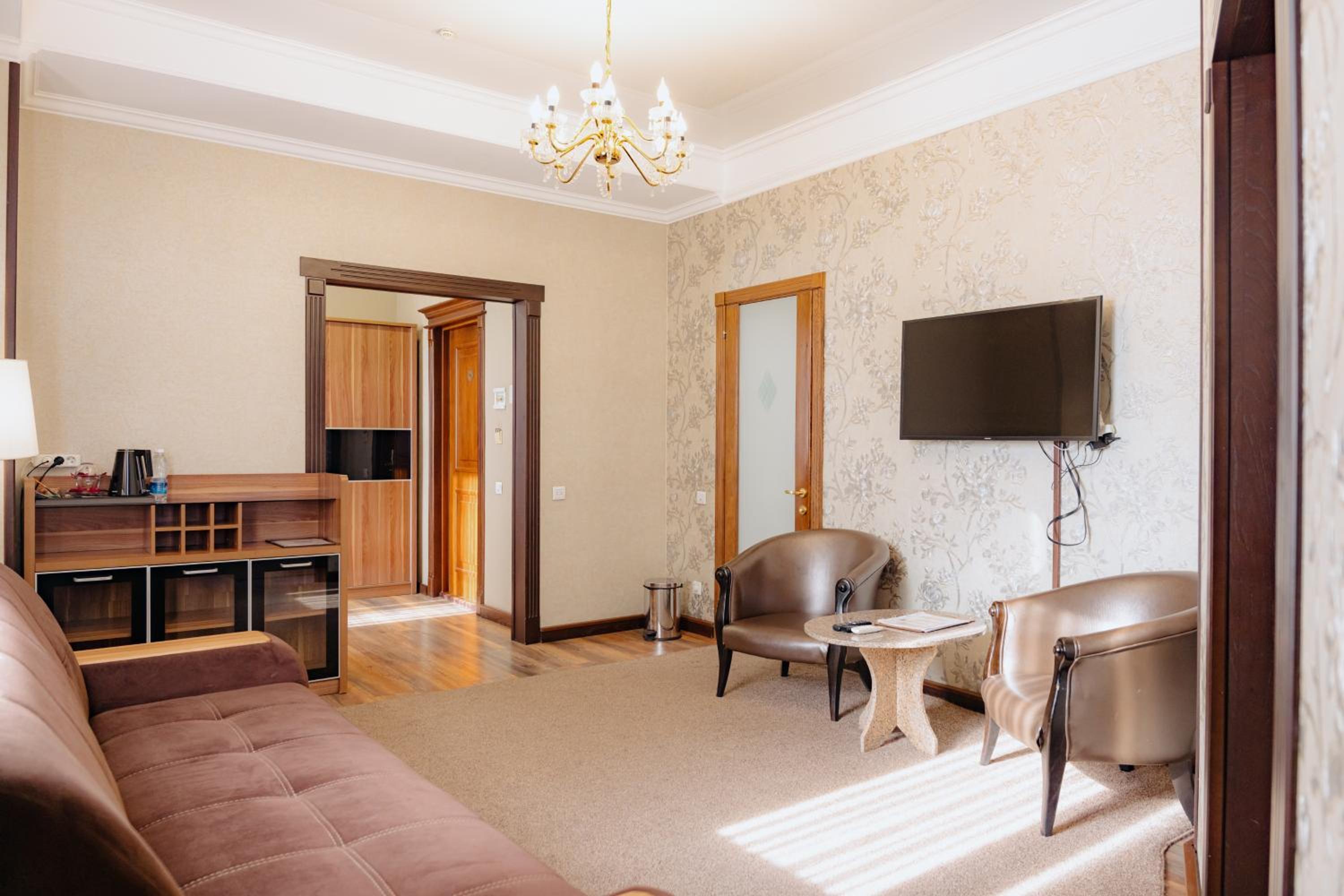 Superior Suite