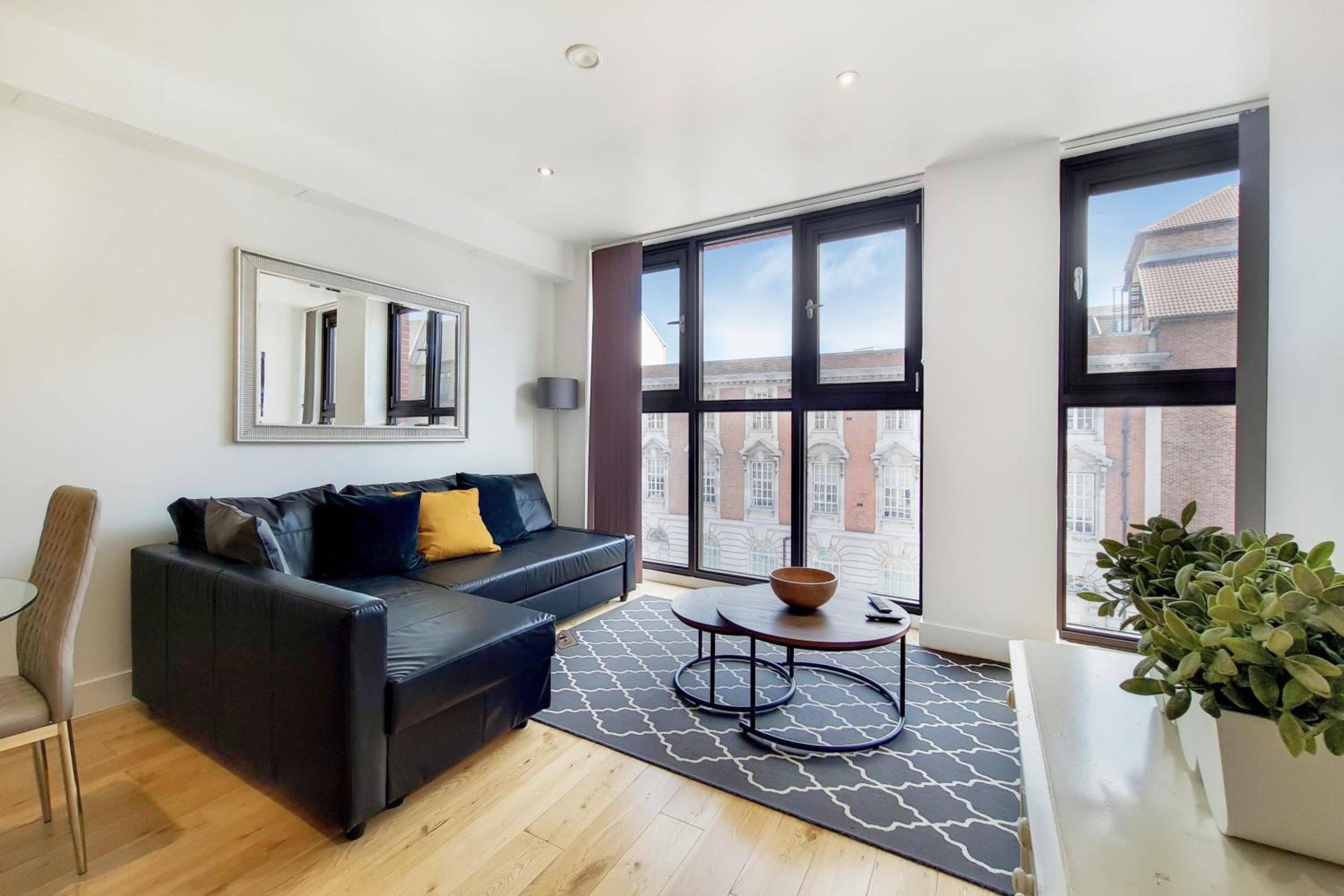 One-Bedroom Apartment