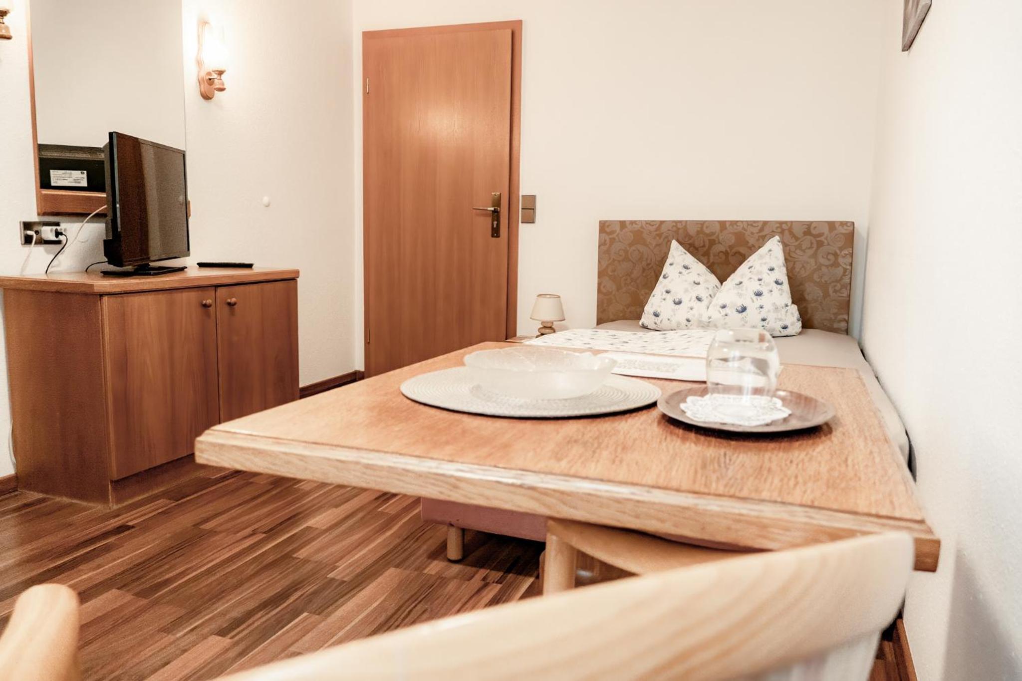 Single Room photo 3