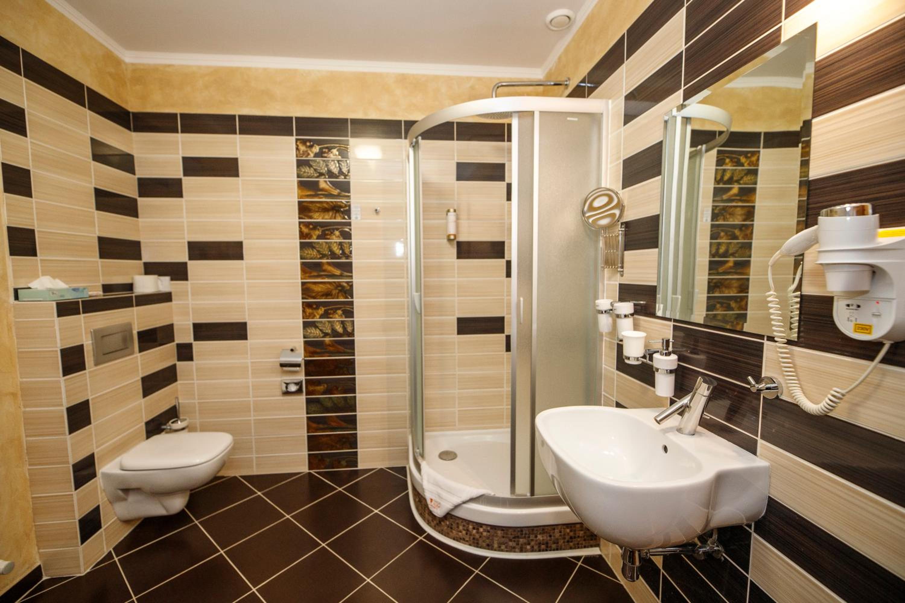 Superior King Suite