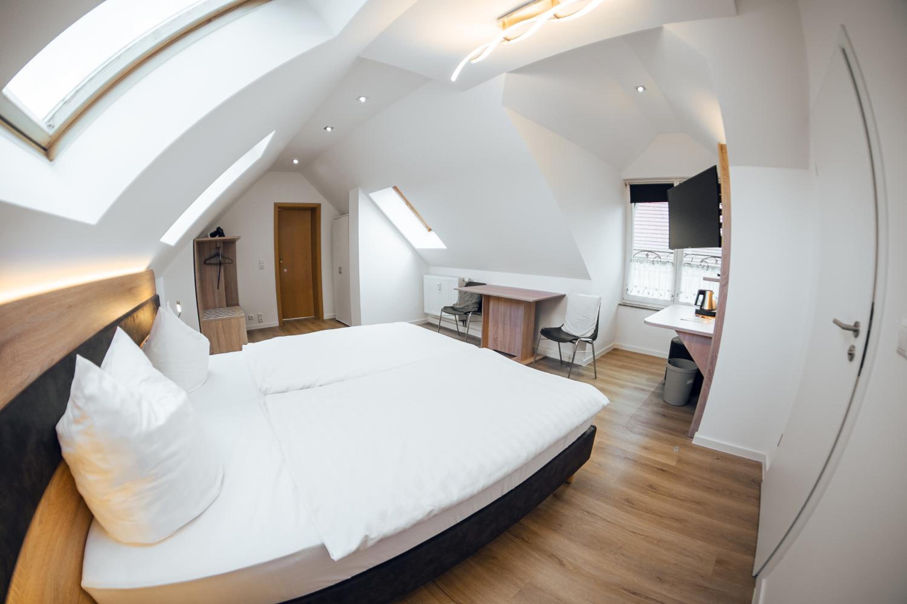 Double Room - Photo 1