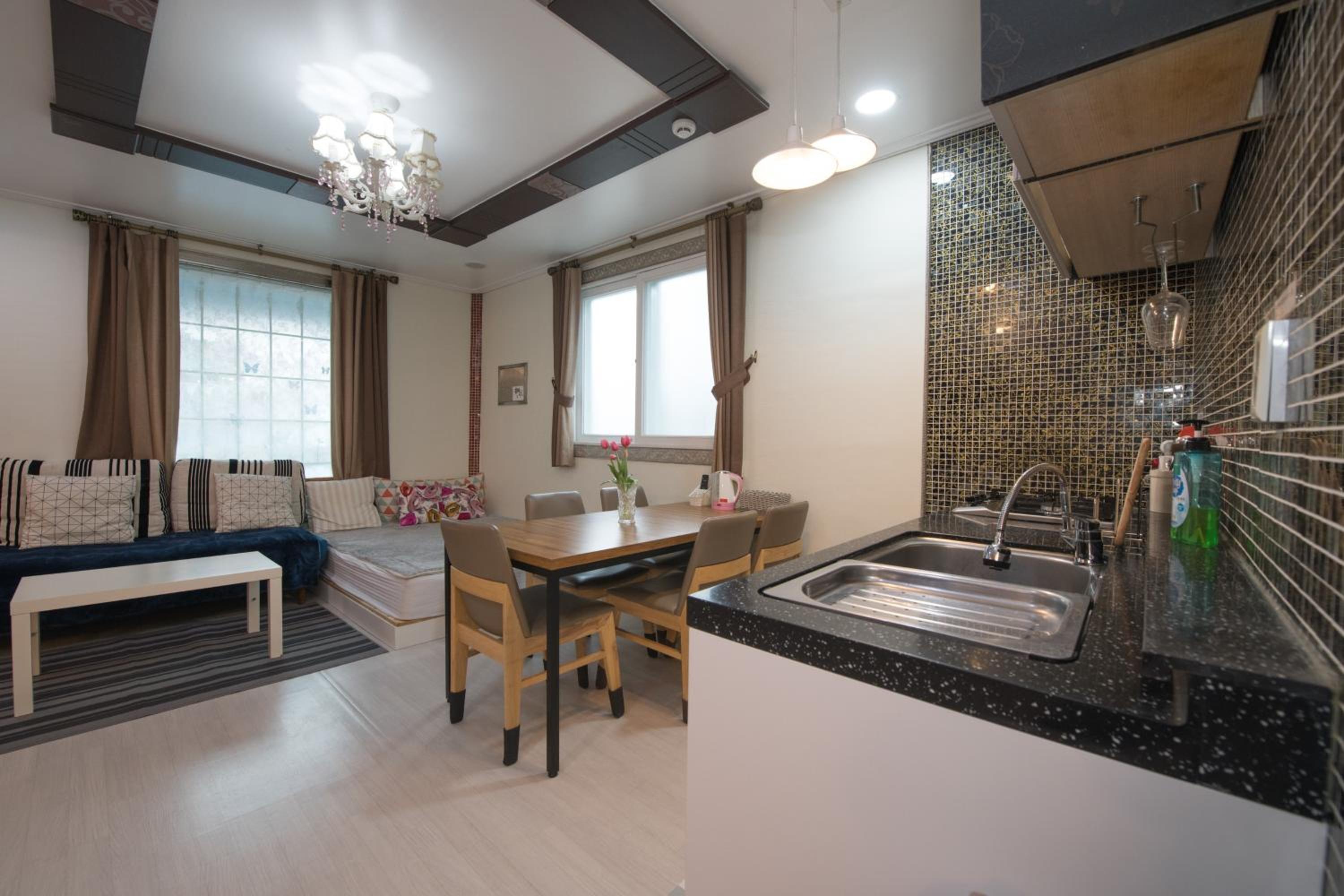 Double Room 2 - Photo 1