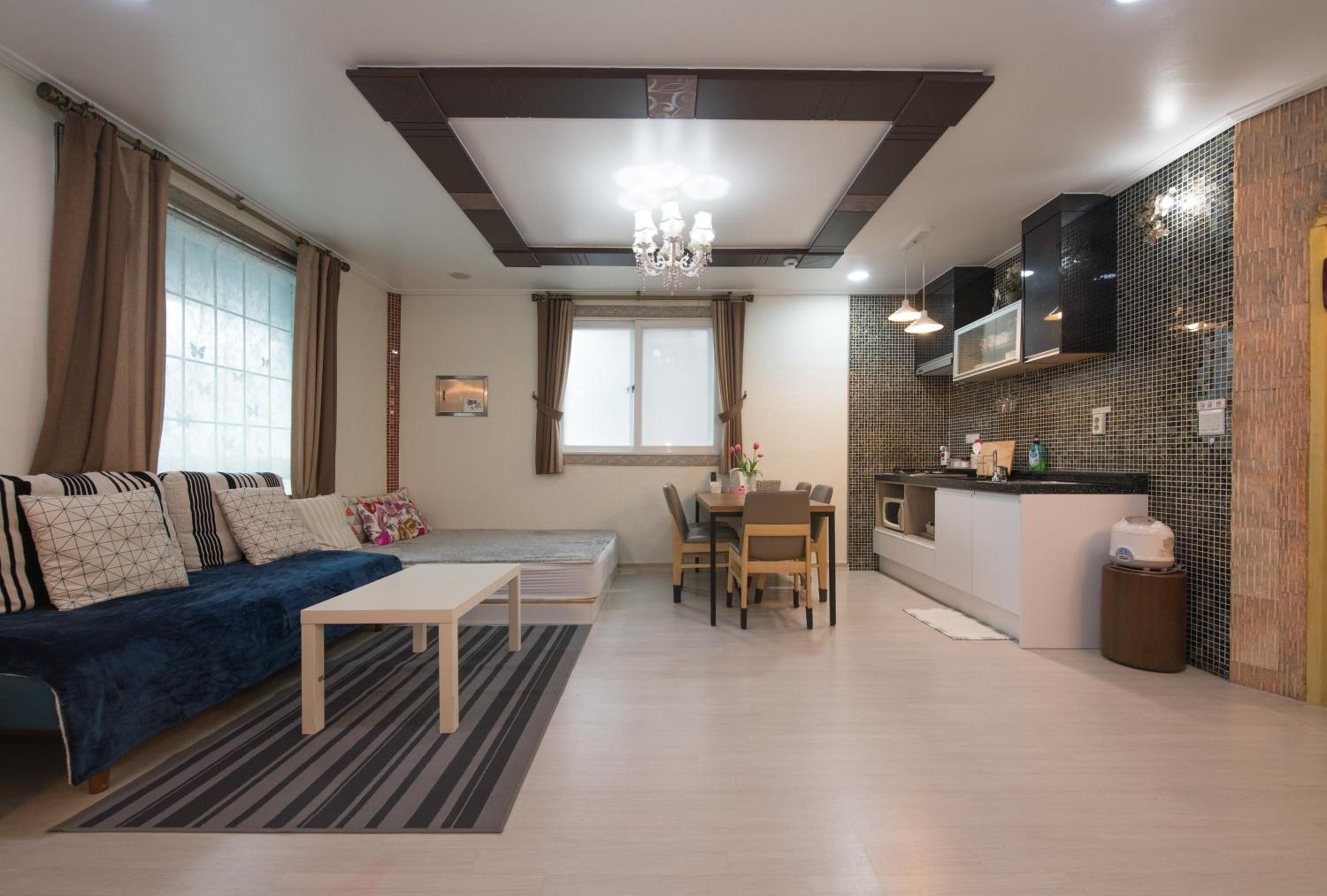 Double Room 2 - Photo 2