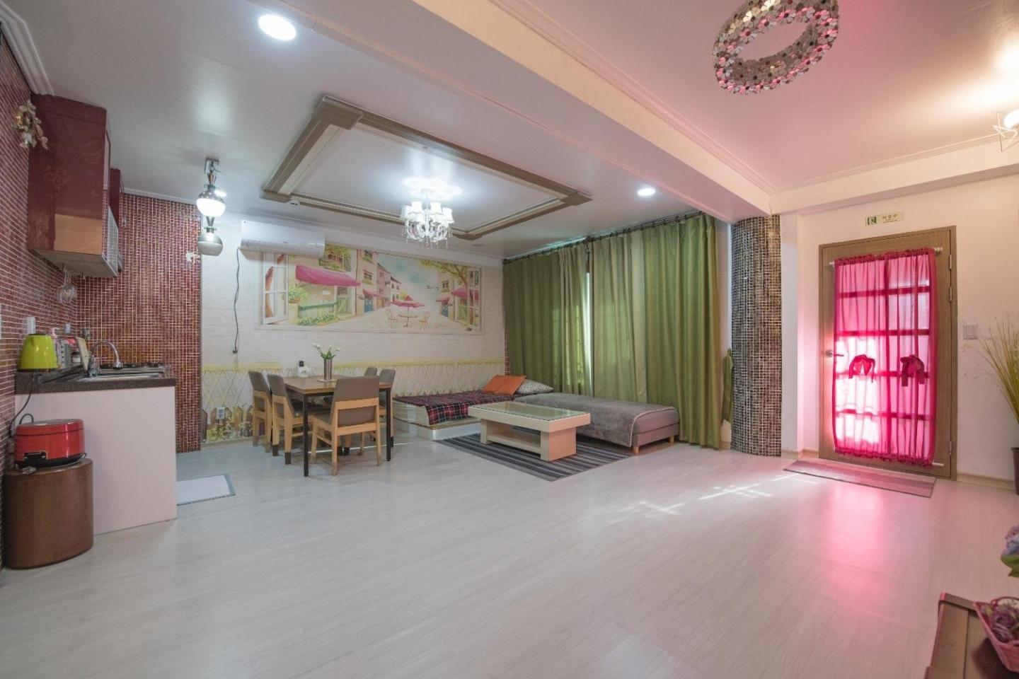 Double Room 3 photo 3